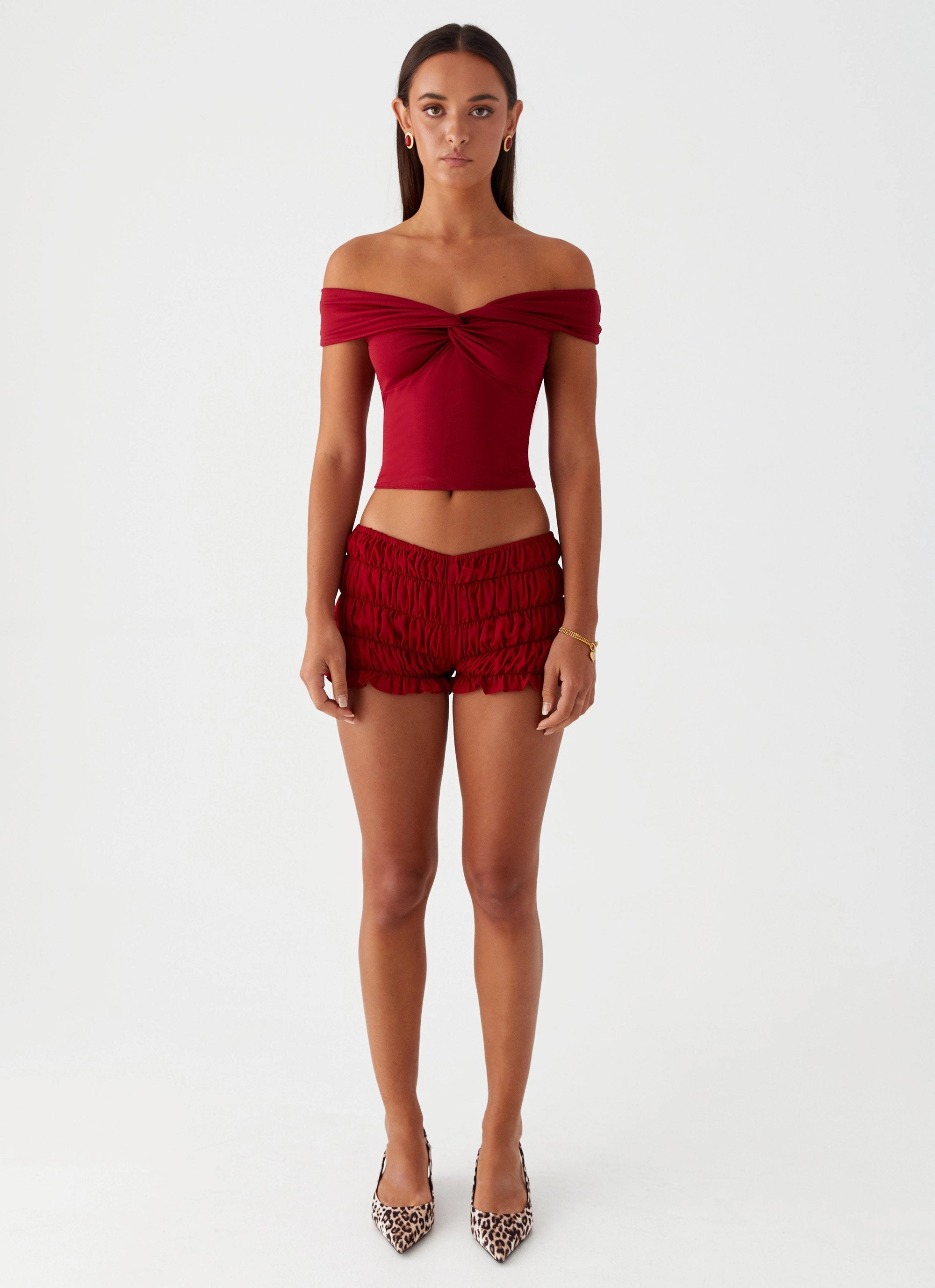 Adjustable drawstring Side zipper Girls Like Us Ruched Mini Shorts - Maroon