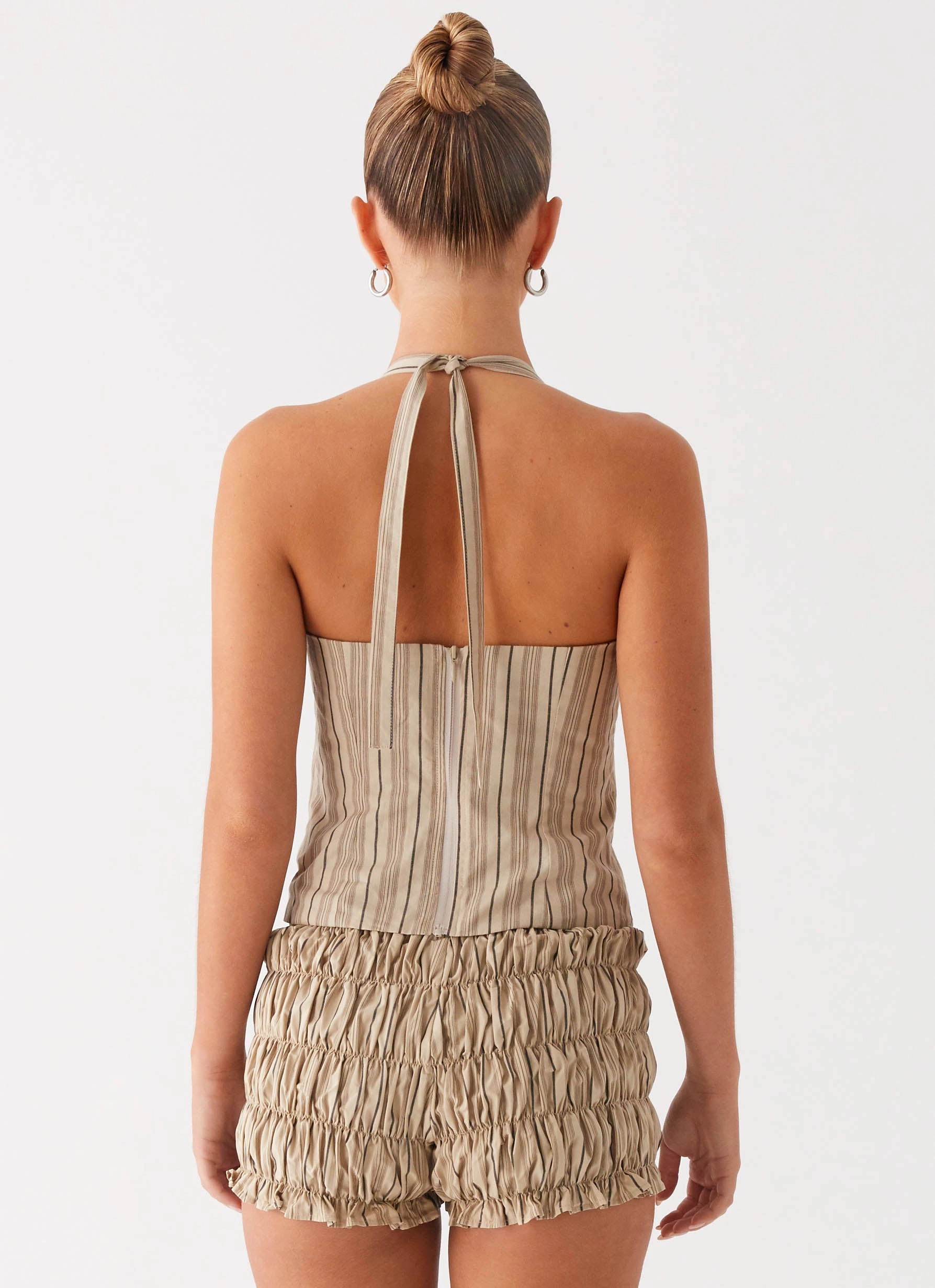 WaterRepellentCoating ResilientElasticBand Girls Like Us Ruched Mini Shorts - Oatmeal Stripe