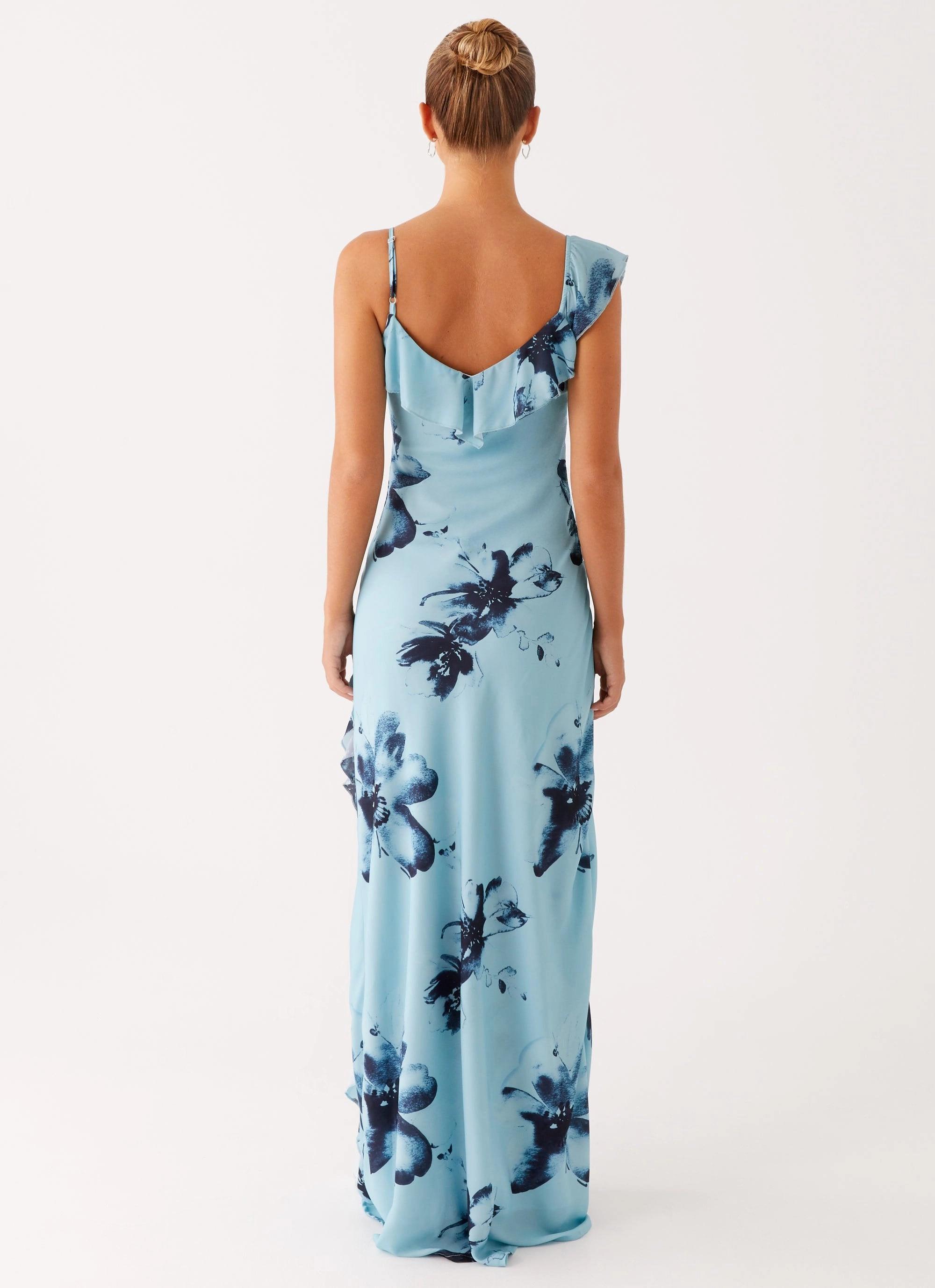 Dreamy Look Clean Touch Goldsmith Maxi Dress - Blue Black Floral