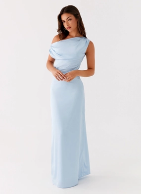 Cozy Comfort SeamlessConstruction Heart Of Glass Satin Maxi Dress - Blue