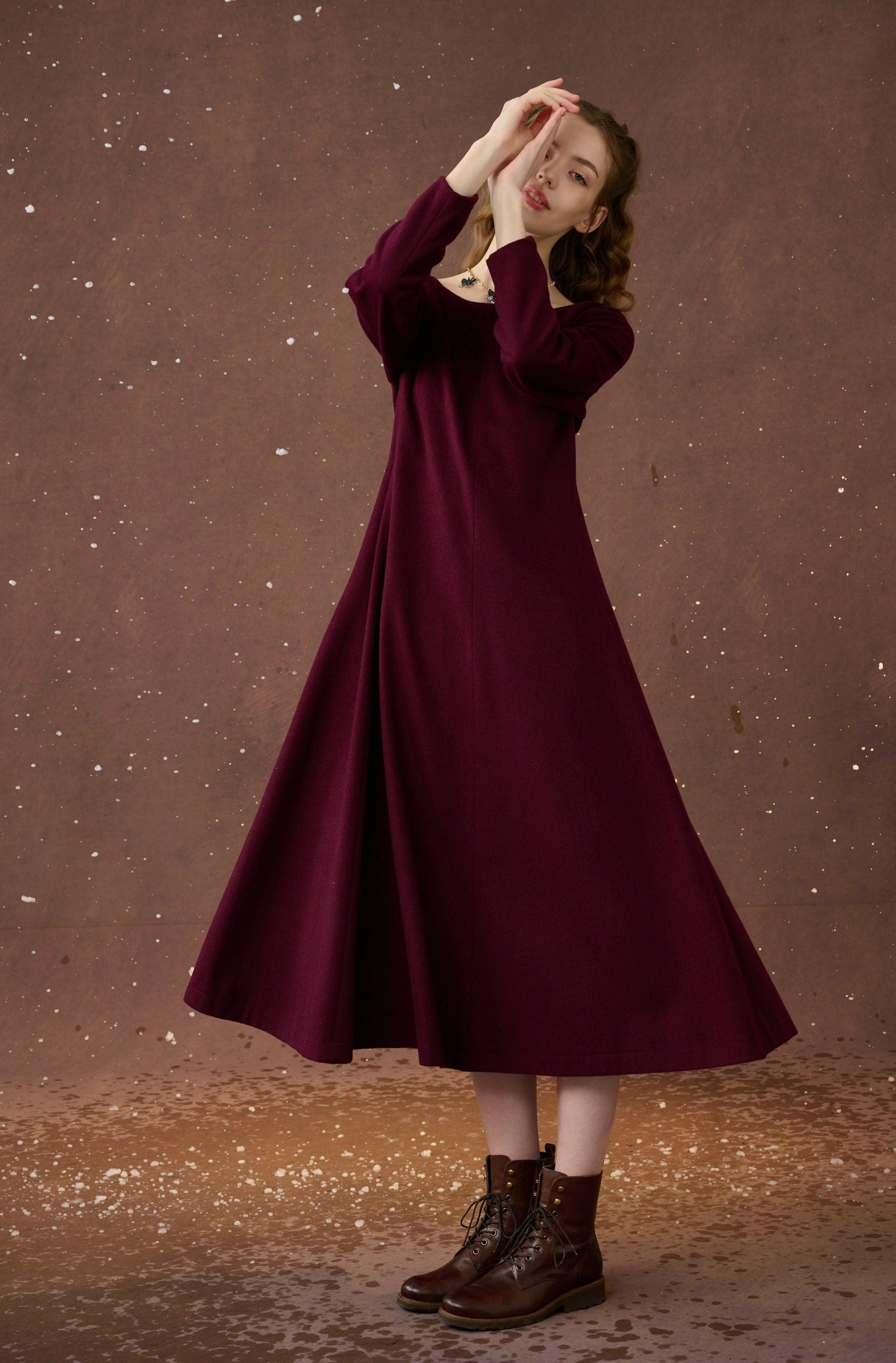 Mistletoe 17 | Vintage wool dress in Purple Move Easy