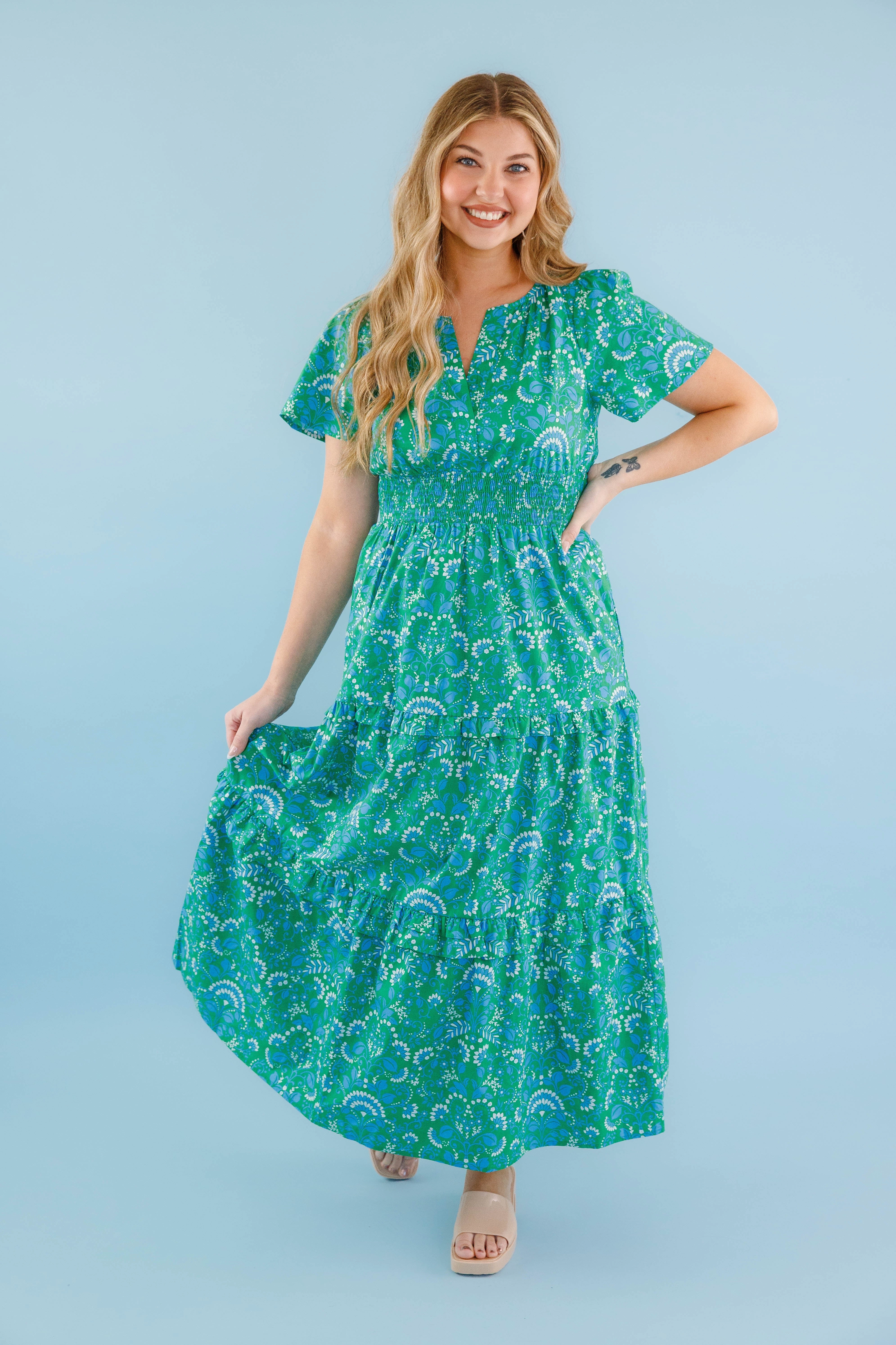 Shade Glow I Can Feel It Maxi Dress
