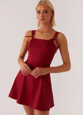 Vibrant patterned dress Formed Look Jamaya Tie Mini Dress - Red