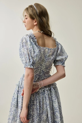 Julia 35 | Floral linen dress Effortless Style