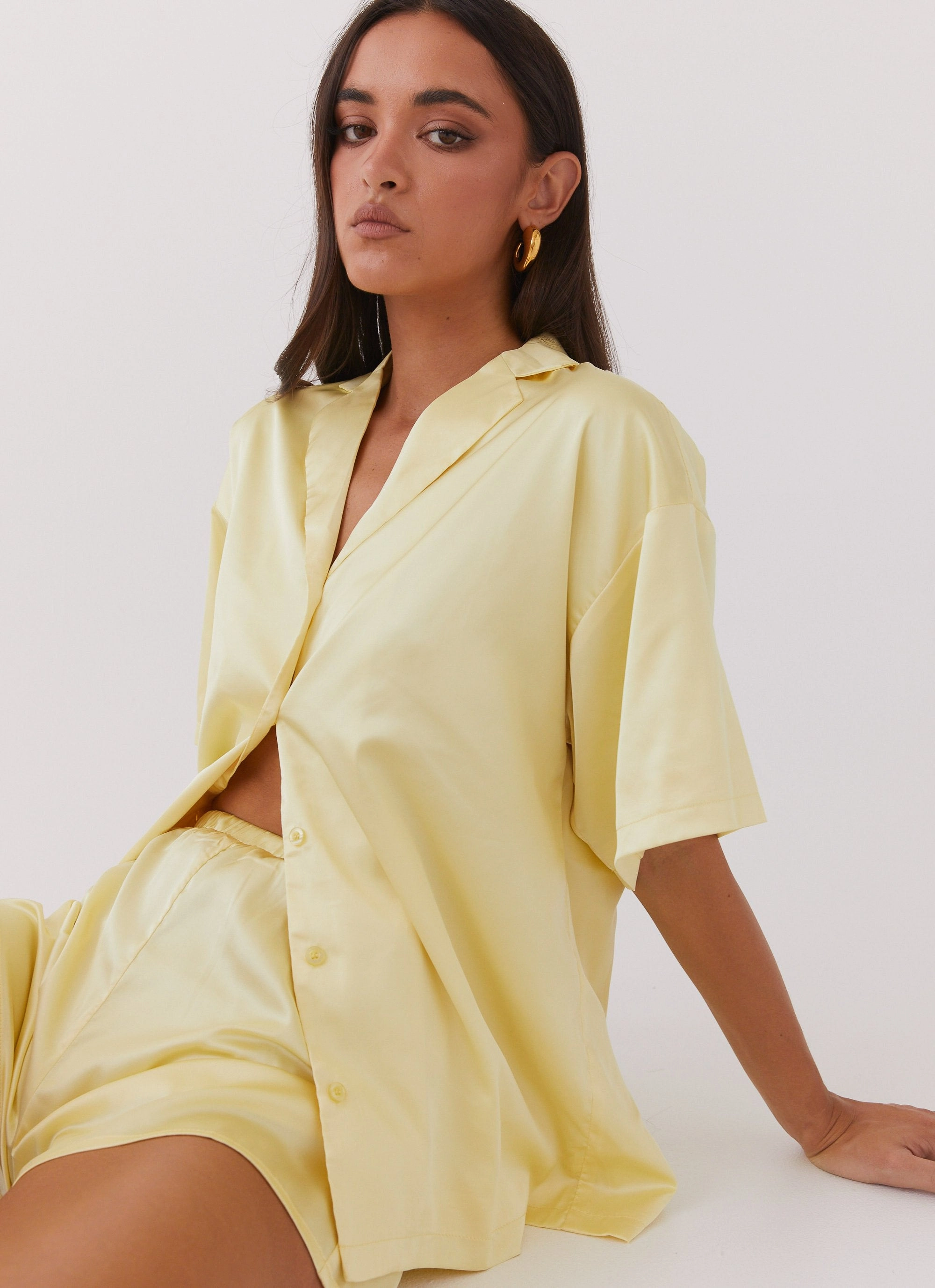 Julia Satin Oversized Shirt - Lemon NoiseFreeMaterial Smooth Glide Fasteners