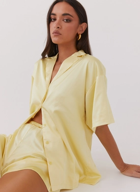Julia Satin Oversized Shirt - Lemon NoiseFreeMaterial Smooth Glide Fasteners