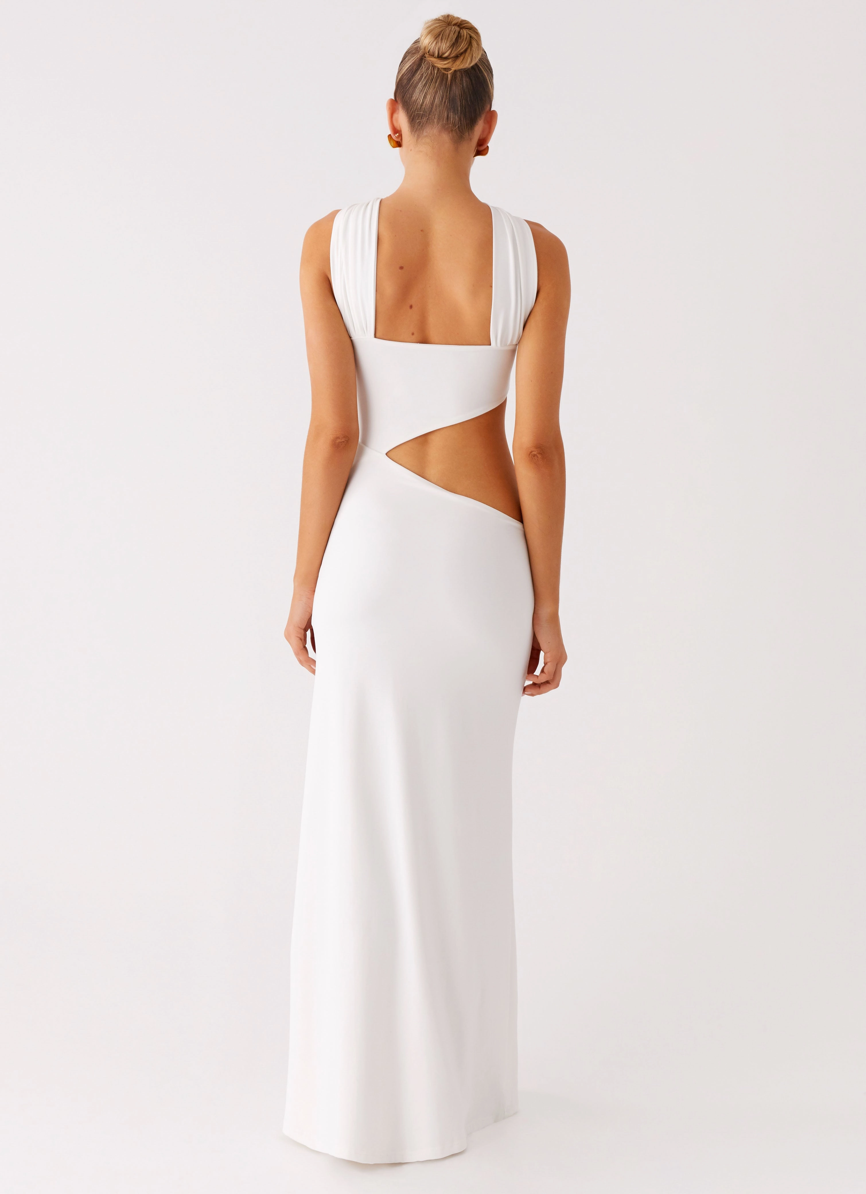 Juliander Knot Maxi Dress - White LayeredHemline Sweetheart Cut