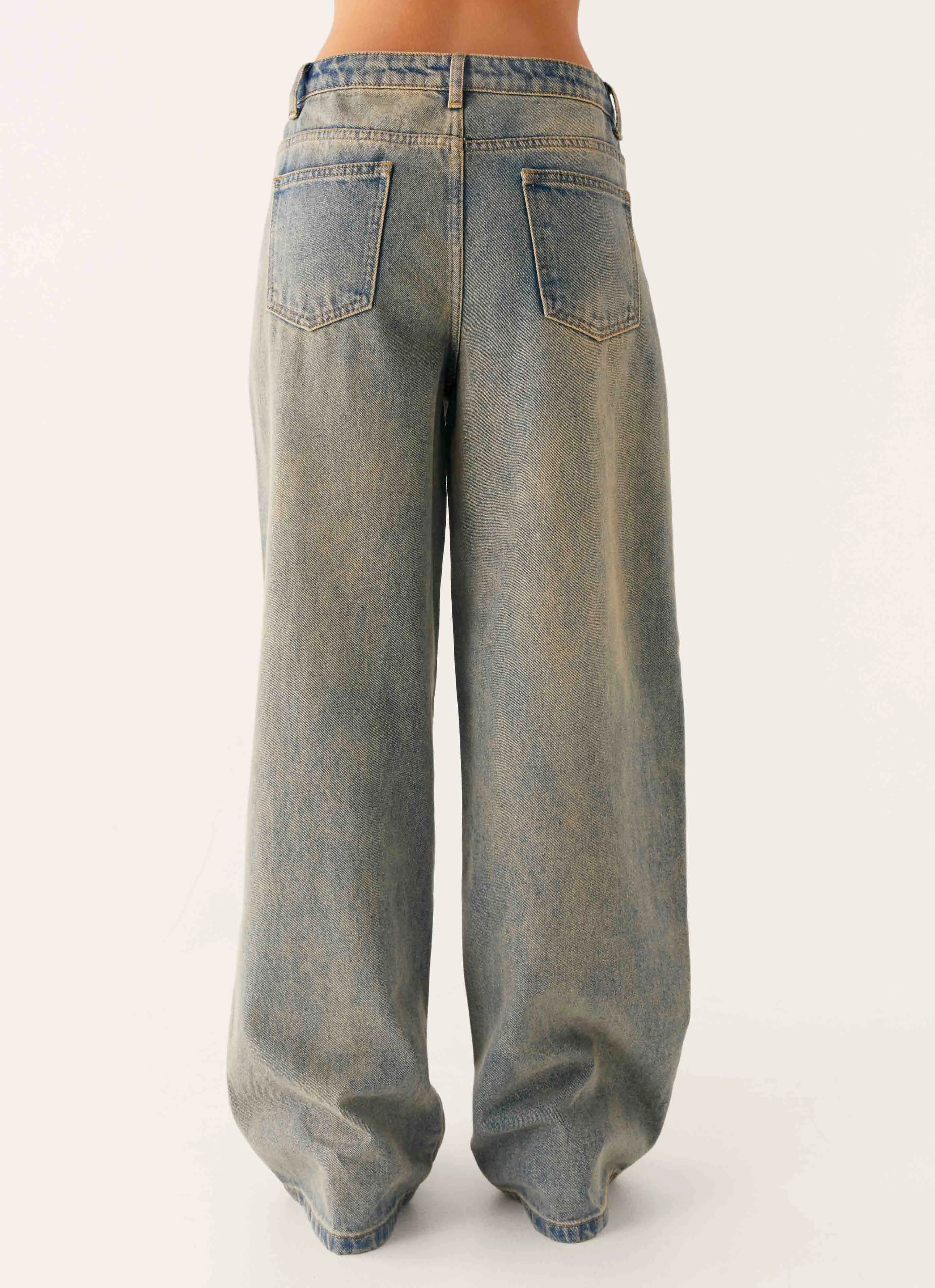 Ultra Soft Blend Keanna Low Rise Denim Jeans - Dirty Wash