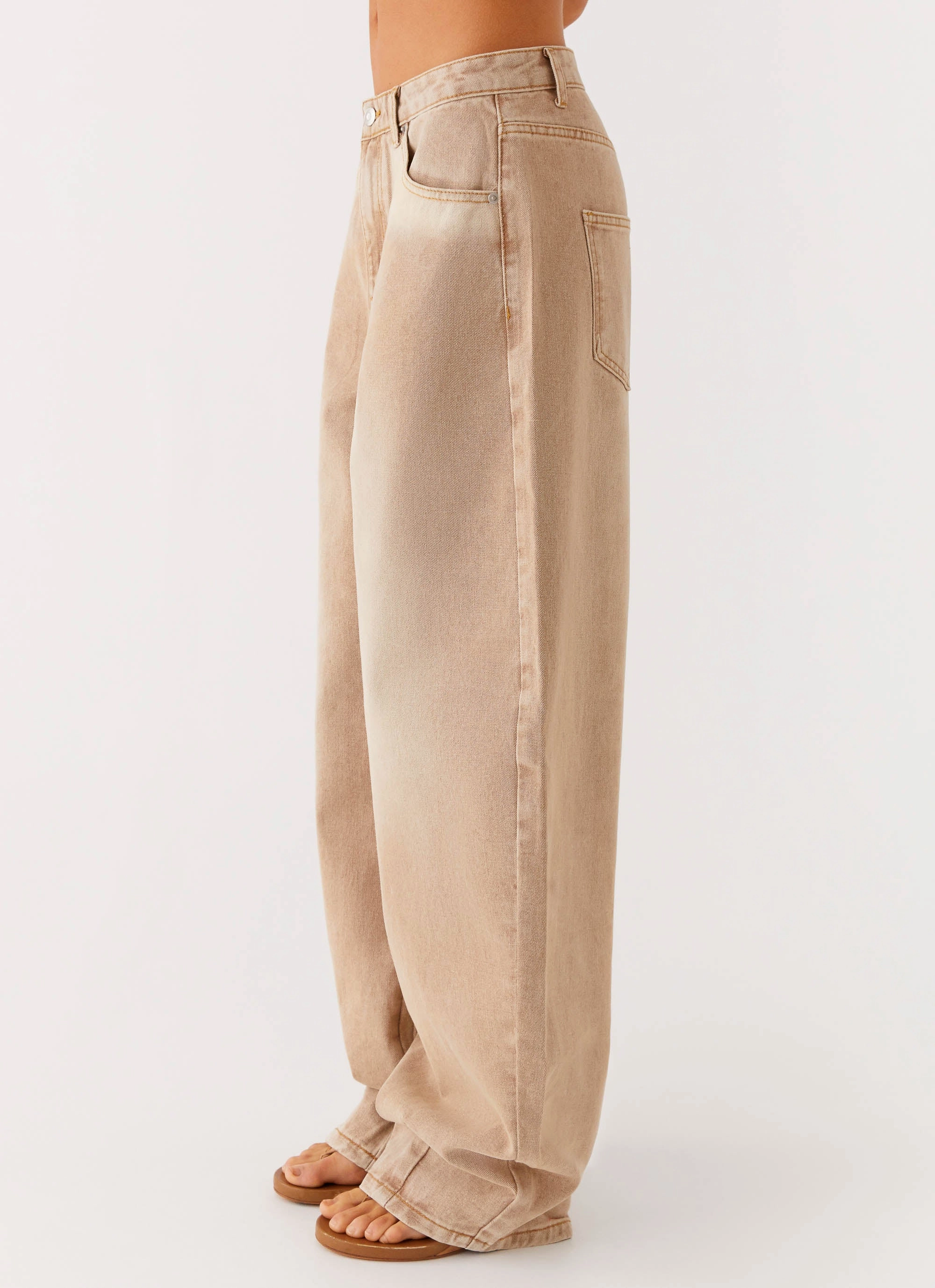 NonIrritatingStitching Durable Construction Khalil Baggy Jeans - Tan