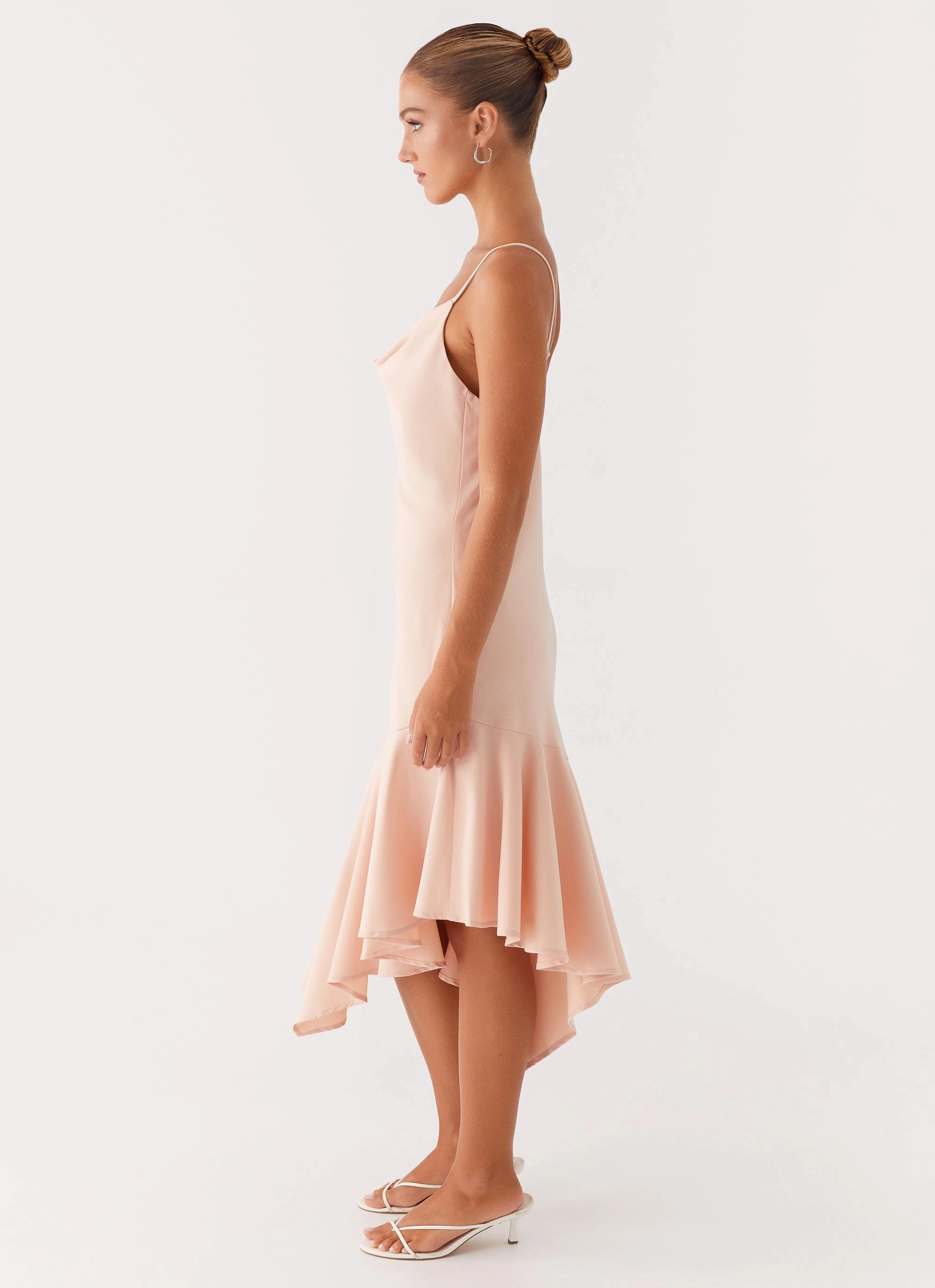 Korby Midi Dress - Pink Fitted Shape