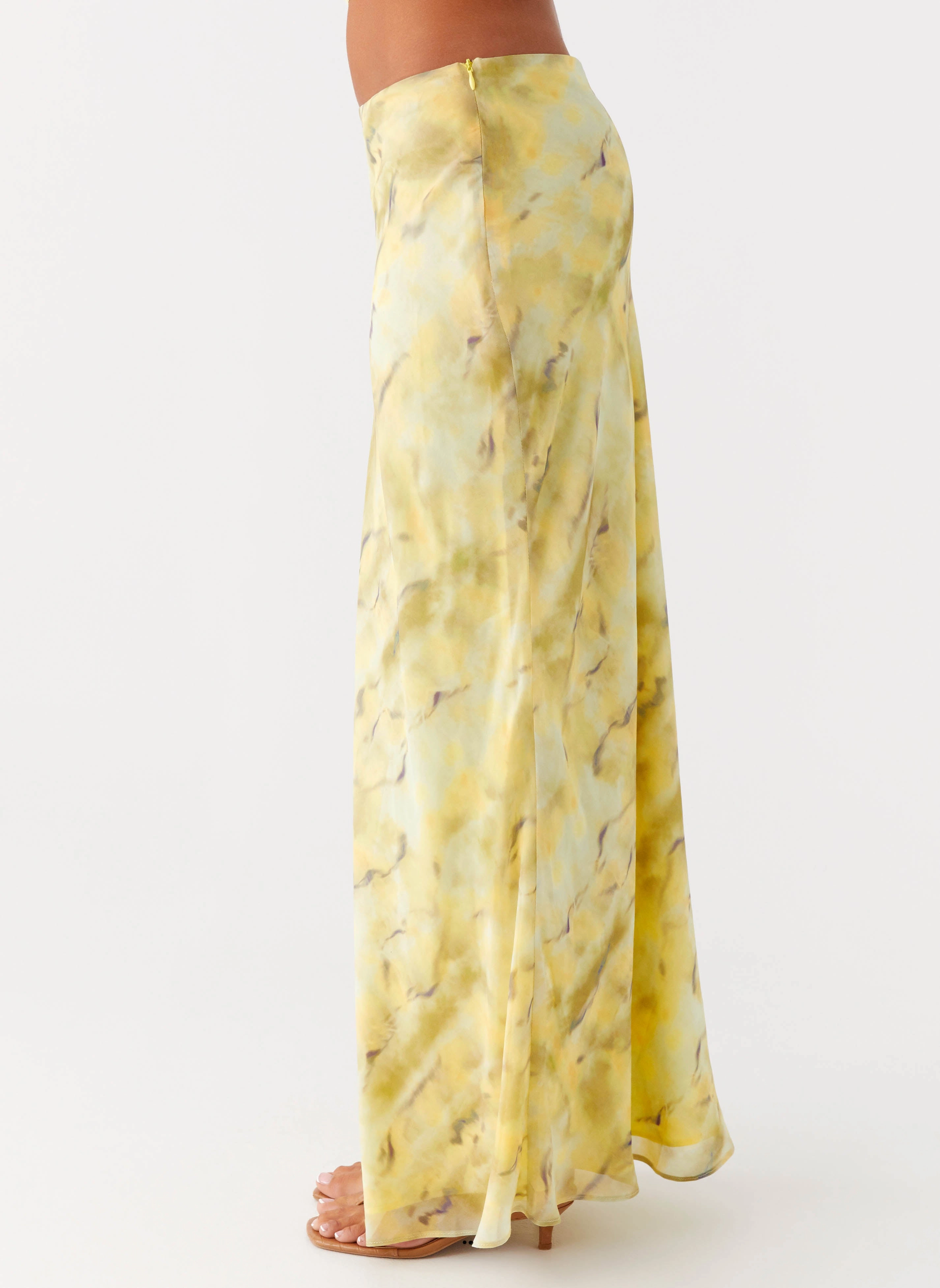 WindproofLayer Seasonal Basic Kylo Low Rise Maxi Skirt - Yellow Tie Dye