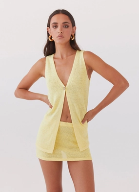 LowMaintenance Capri Glow Knit Top - Canary