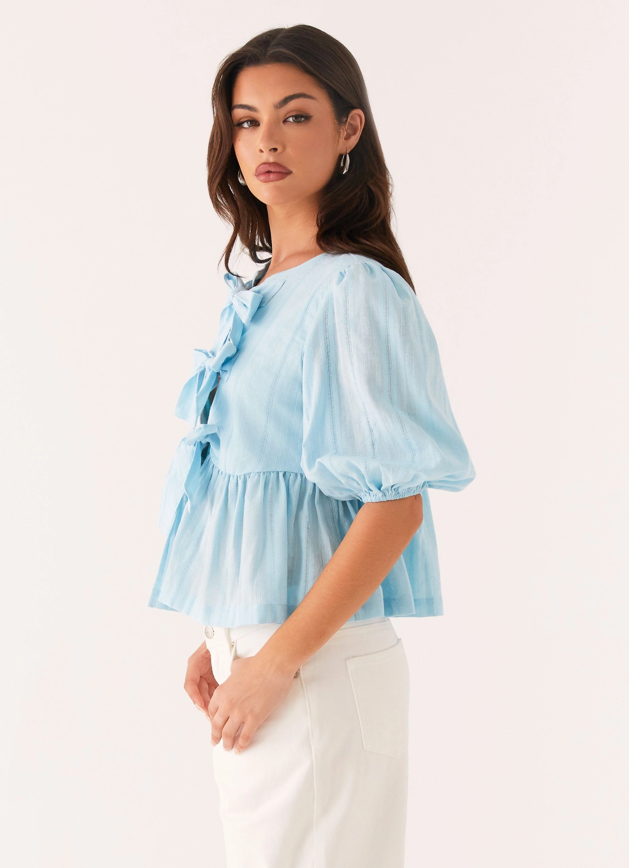 Ergonomic Cut Softened Edges Western Wind Tie Top - Blue