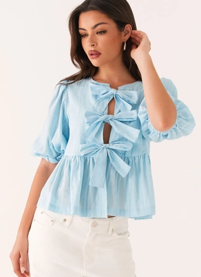 Western Wind Tie Top - Blue Non Restrictive Collar