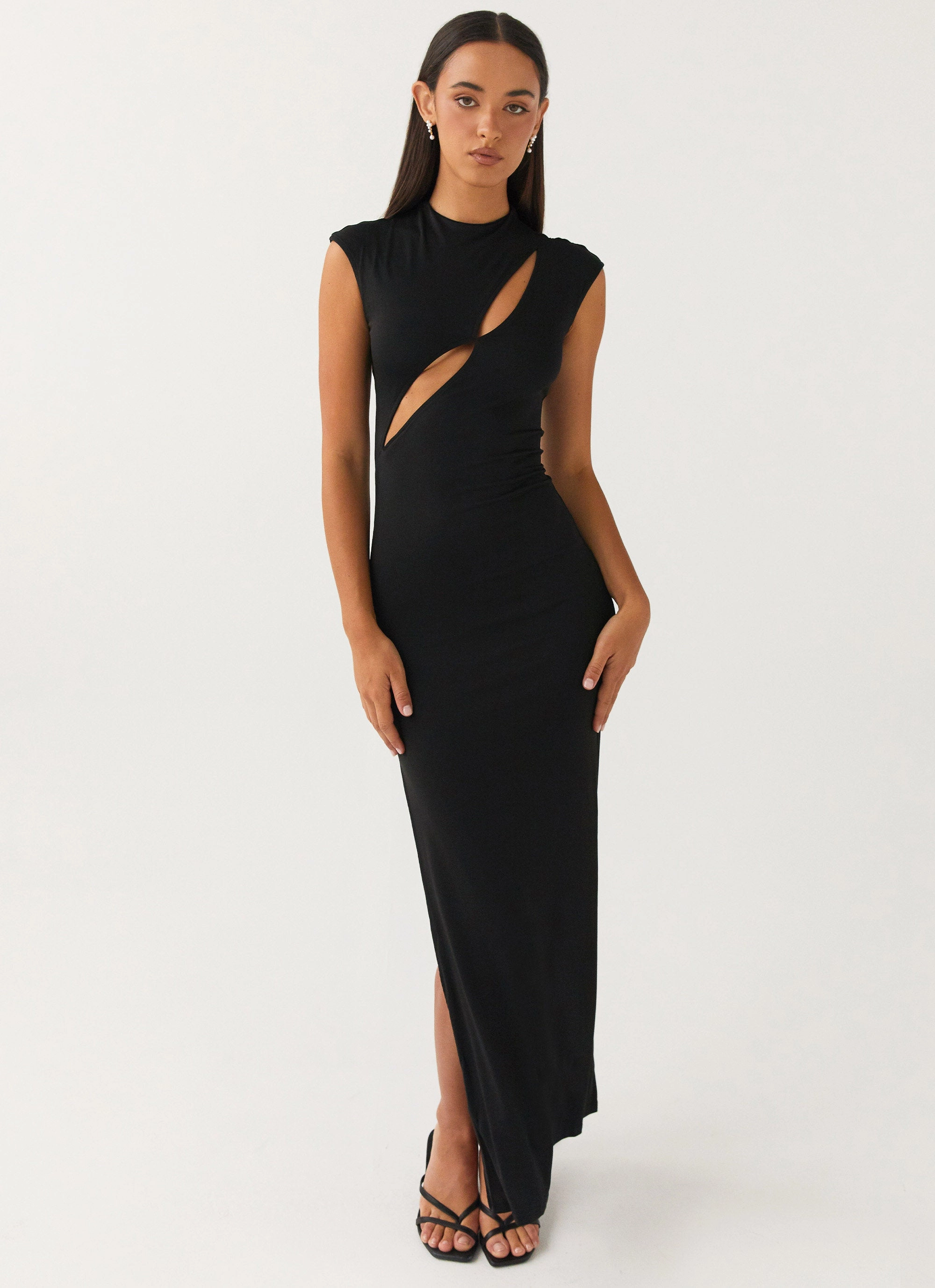 Sleek Movement Full Coverage Special Affair Maxi Dress - Black