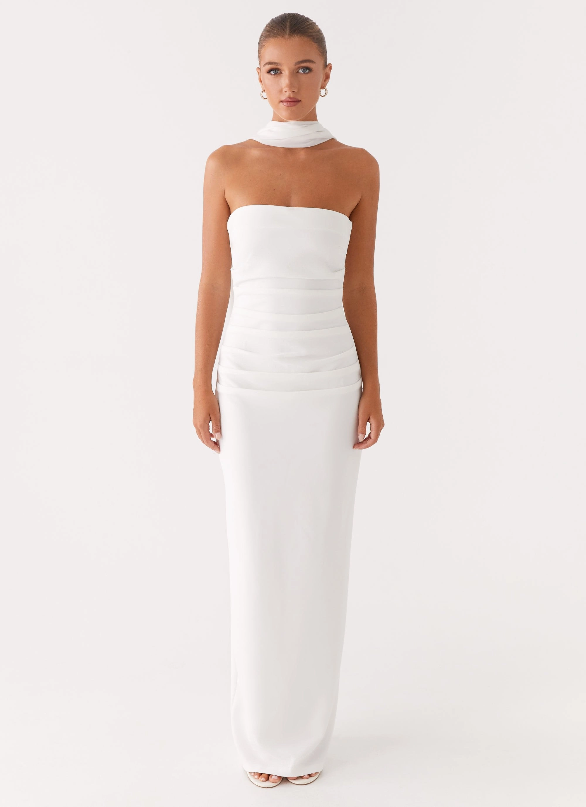 Cozy Silhouette Libra Maxi Dress - White