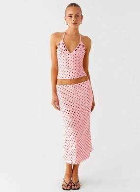 Essential Comfort Durable Material Bahama Low Rise Midi Skirt - Strawberry Dot