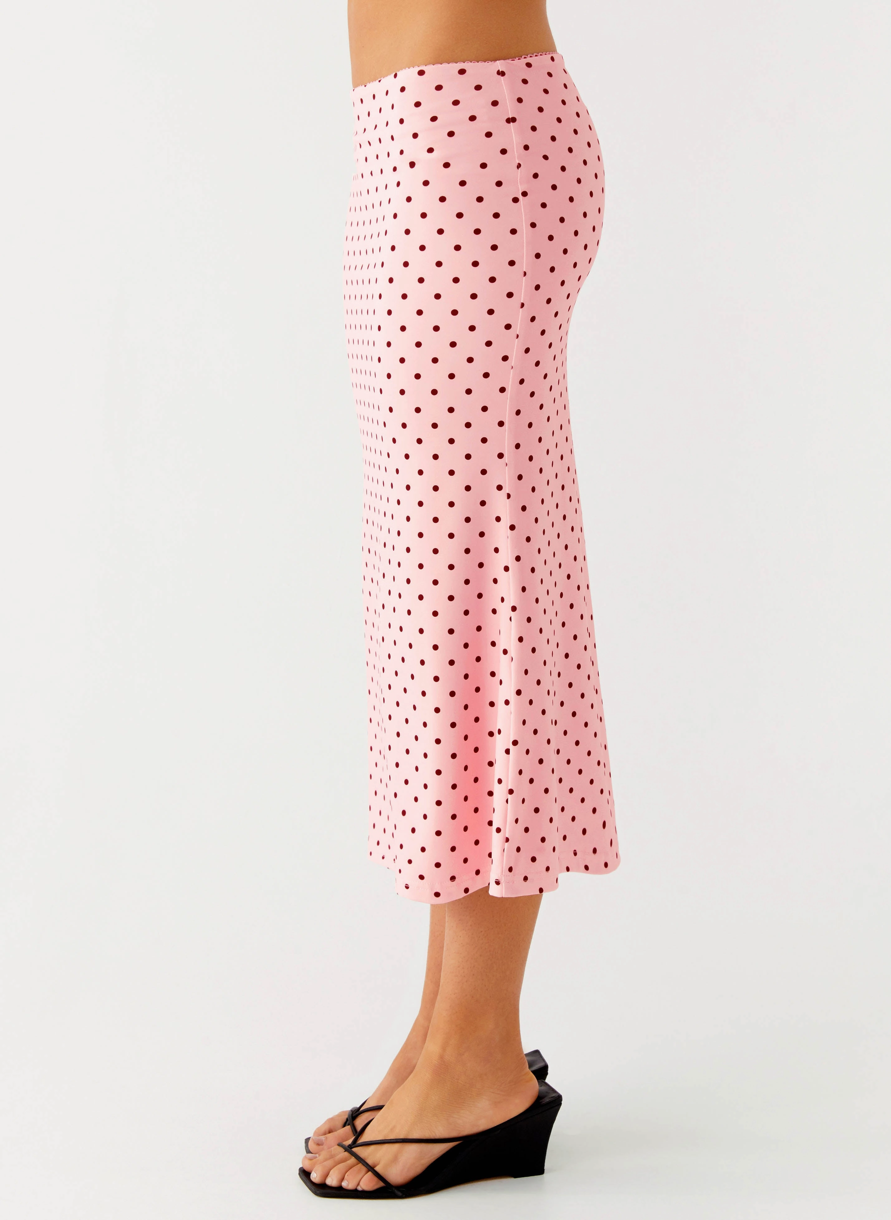 Bahama Low Rise Midi Skirt - Strawberry Dot Relaxed fit wear Perfect Movement