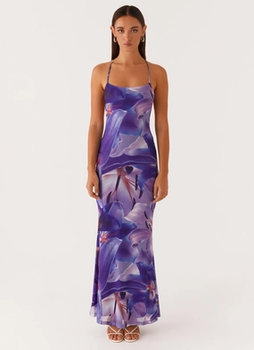 Livia Maxi Dress - Purple White Lilly Neutral Look