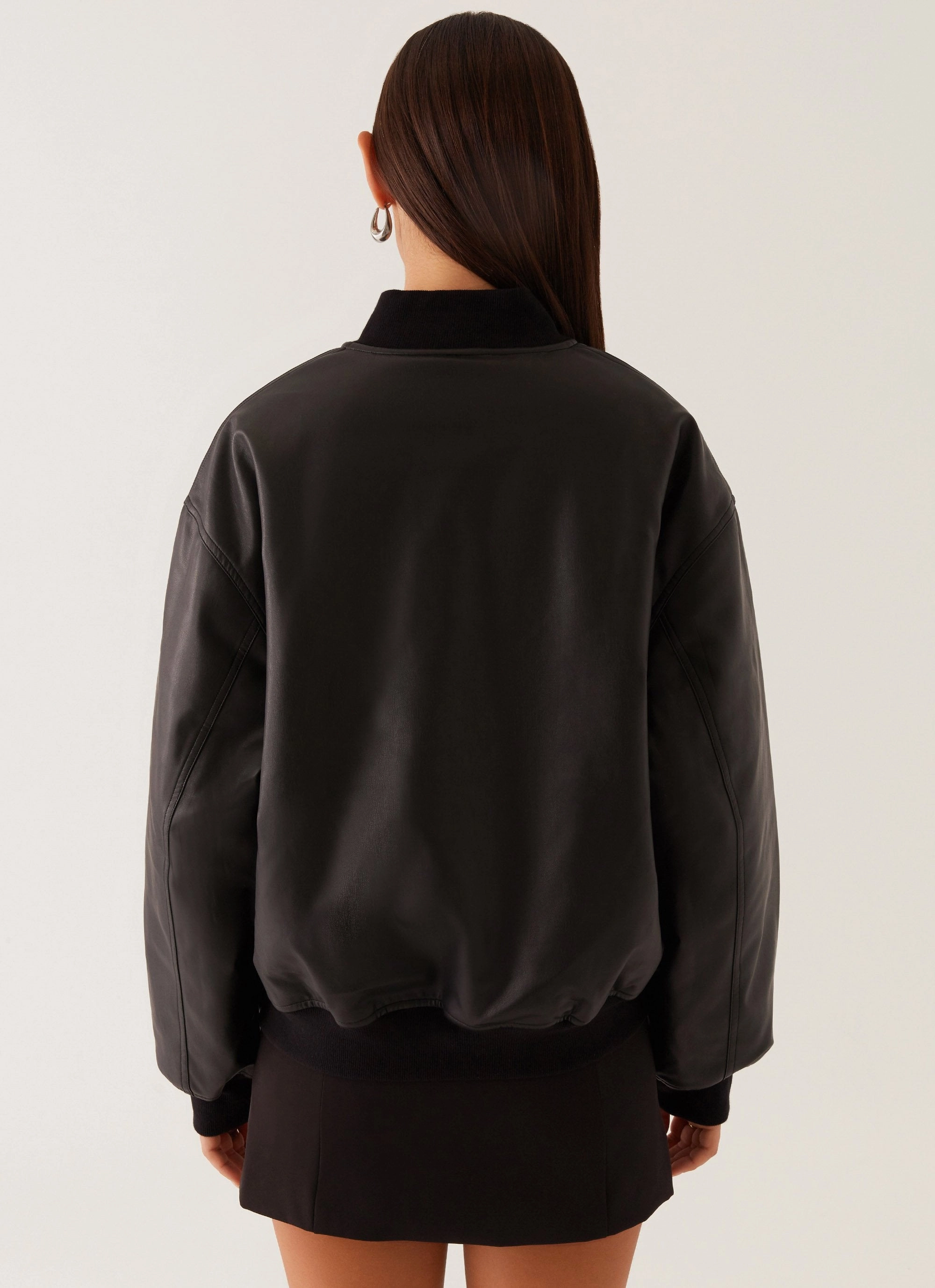Zippered Vents Heavyweight Warmth Lincoln Bomber Jacket - Black