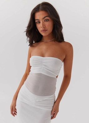 Non Bulky Insulation Tech Look At Me Strapless Top - White