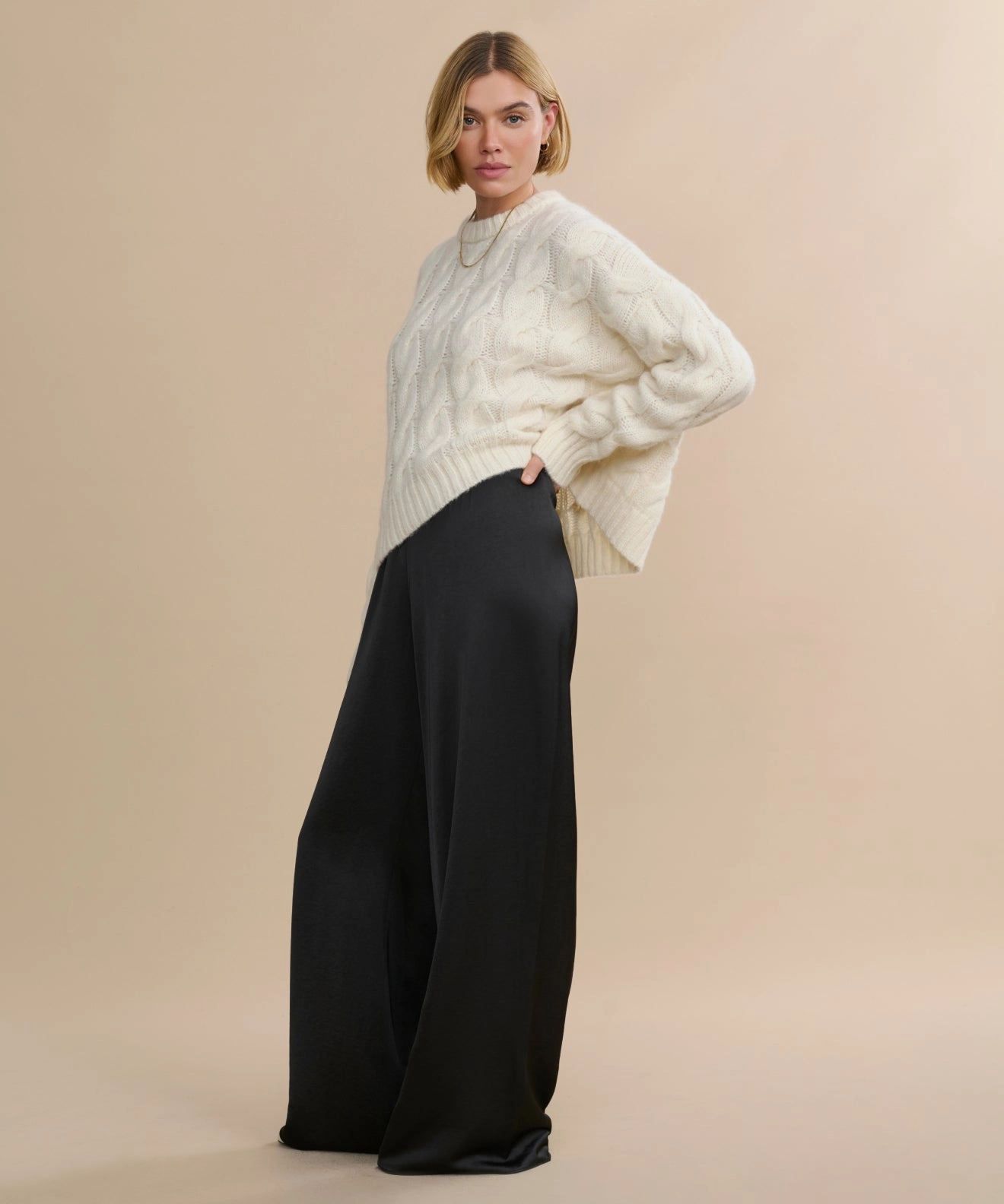 Demi Pant Ready For Action