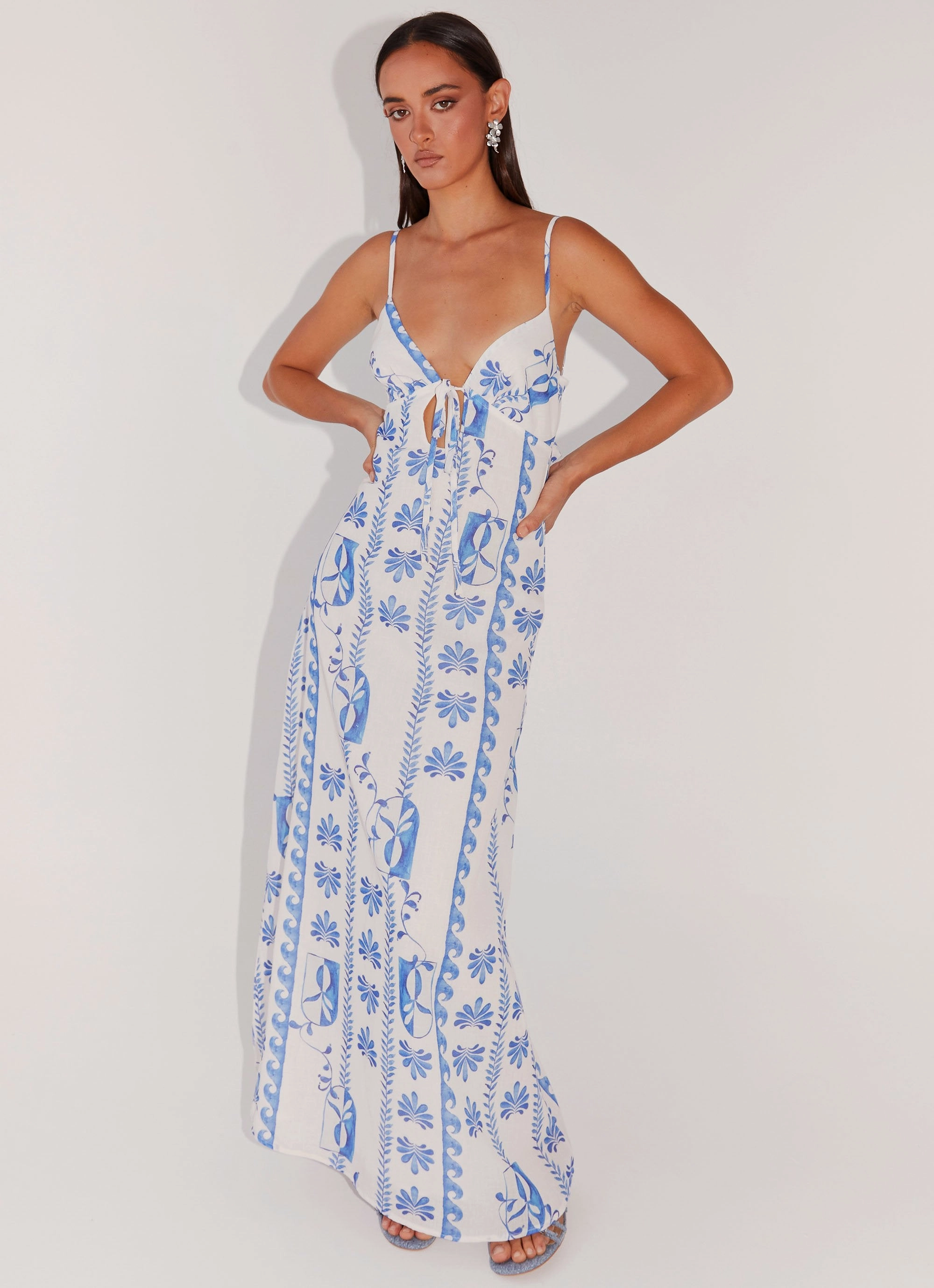 garden party Practical-Style Flora Linen Maxi Dress - Floral Wave
