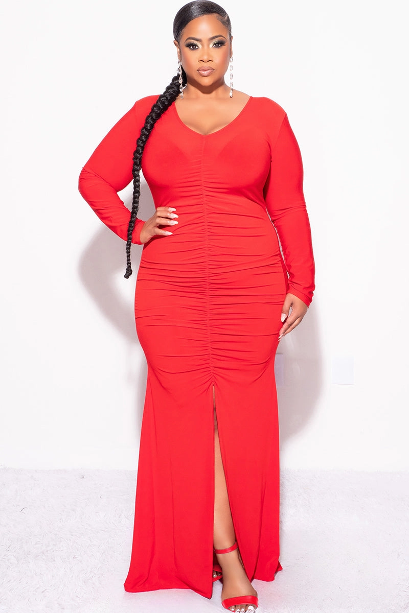 Quick Release Fastener High Neckline Structure Final Sale Plus Size V-Neck Gown with Center Ruching and Slit in Red