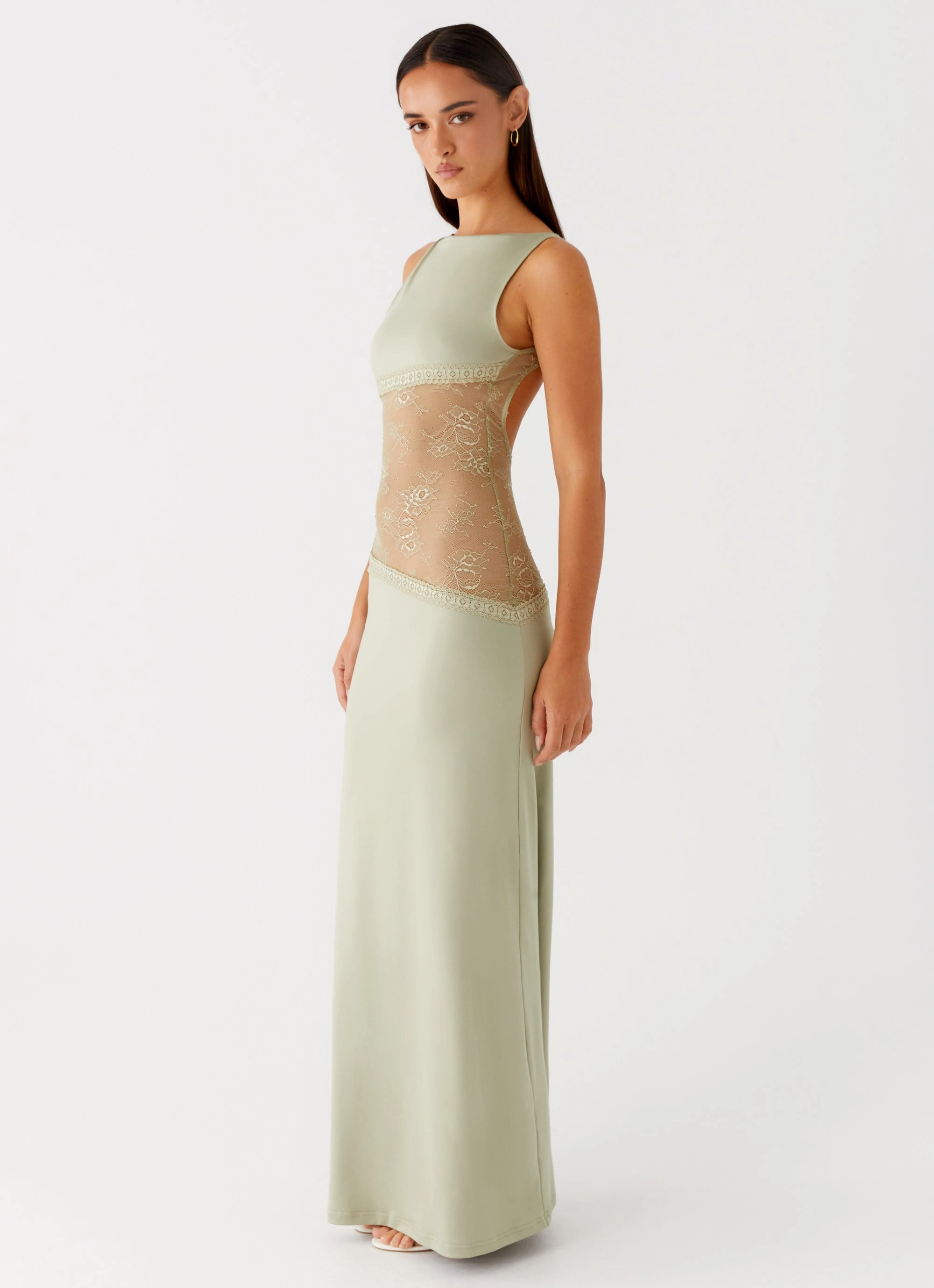 Lucinda Maxi Dress - Sage Office Shape understated look