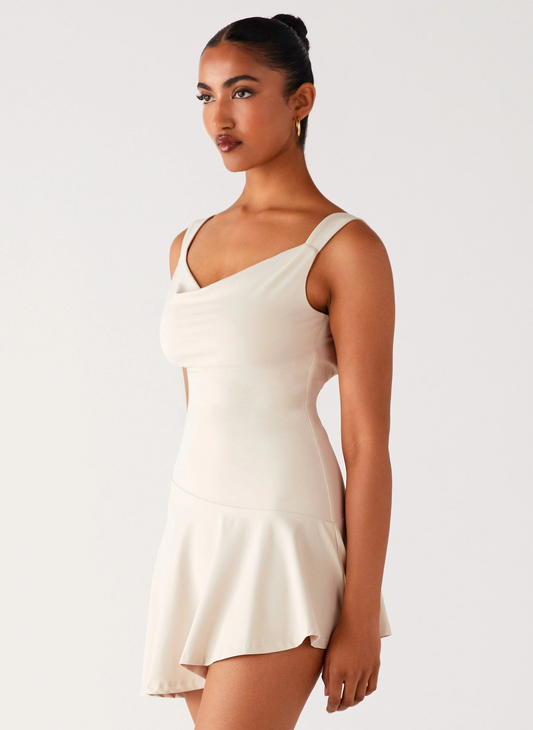 Dune Whisper Mini Dress - Ivory Elegant Waist Design