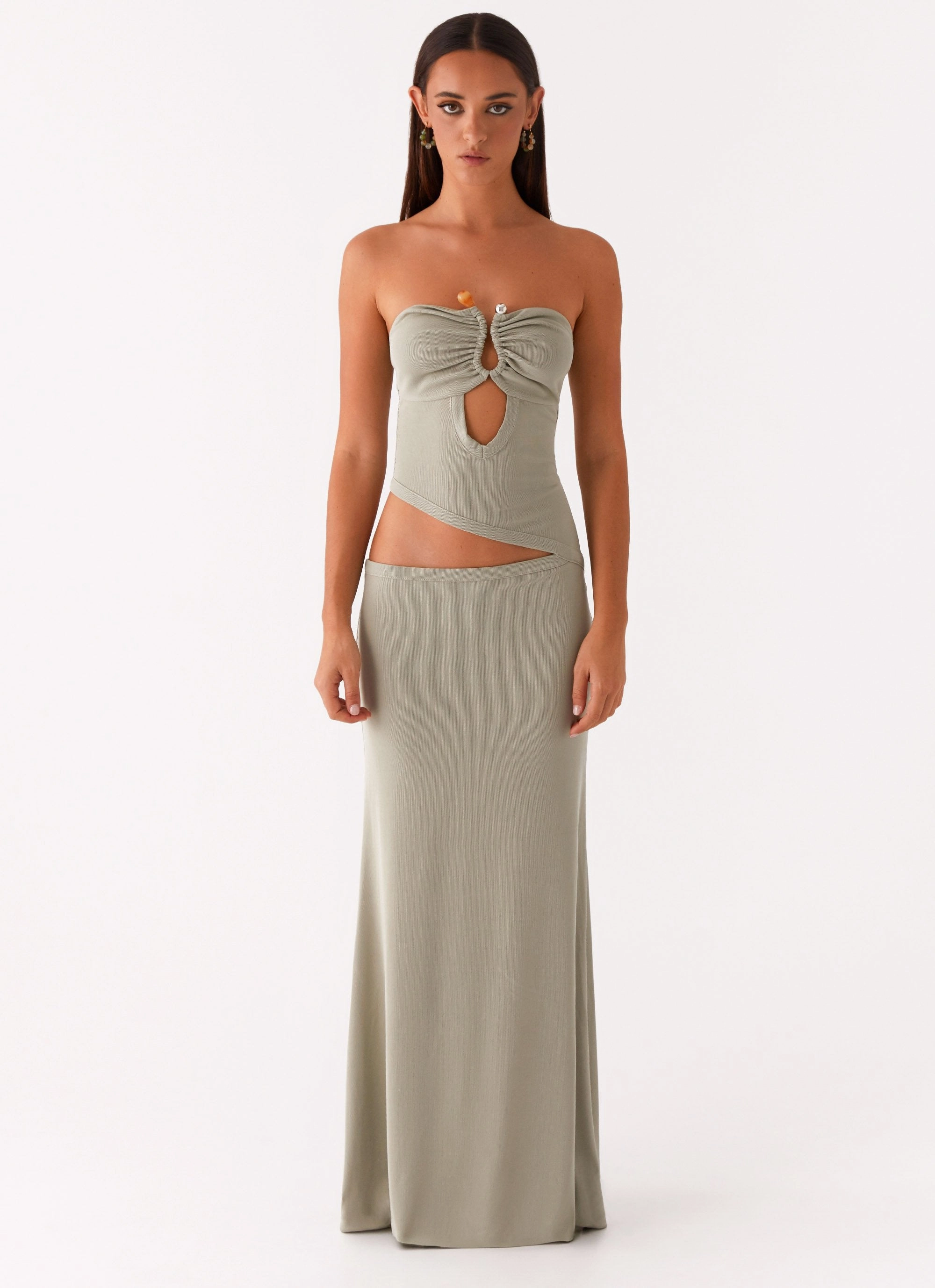 Vibrant fit Fashionable Wear Wild Roses Maxi Dress - Sage