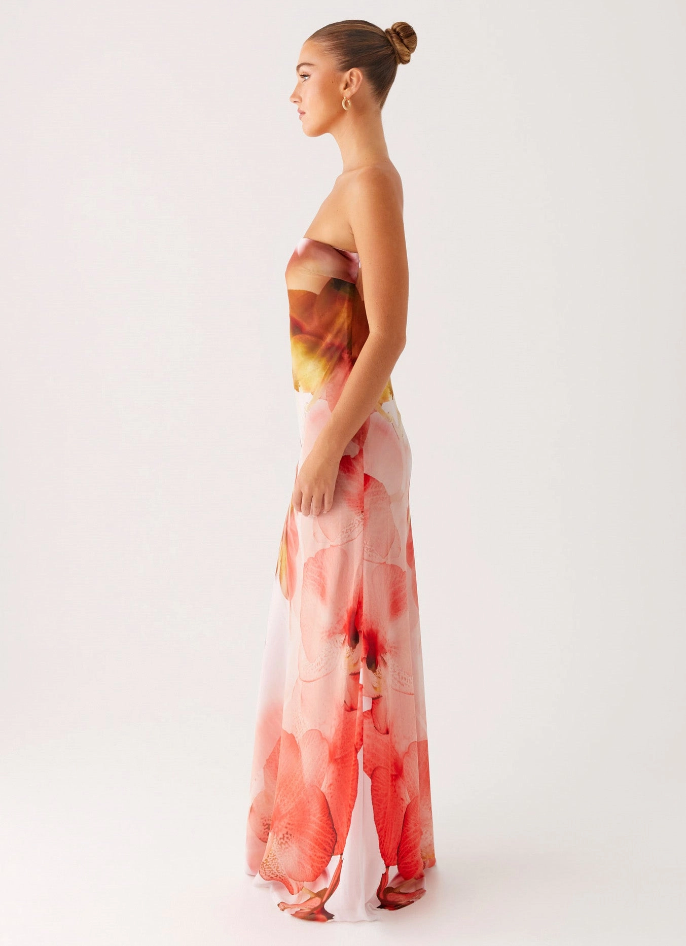 Kunis Maxi Dress - Peach Rose ruffle trim