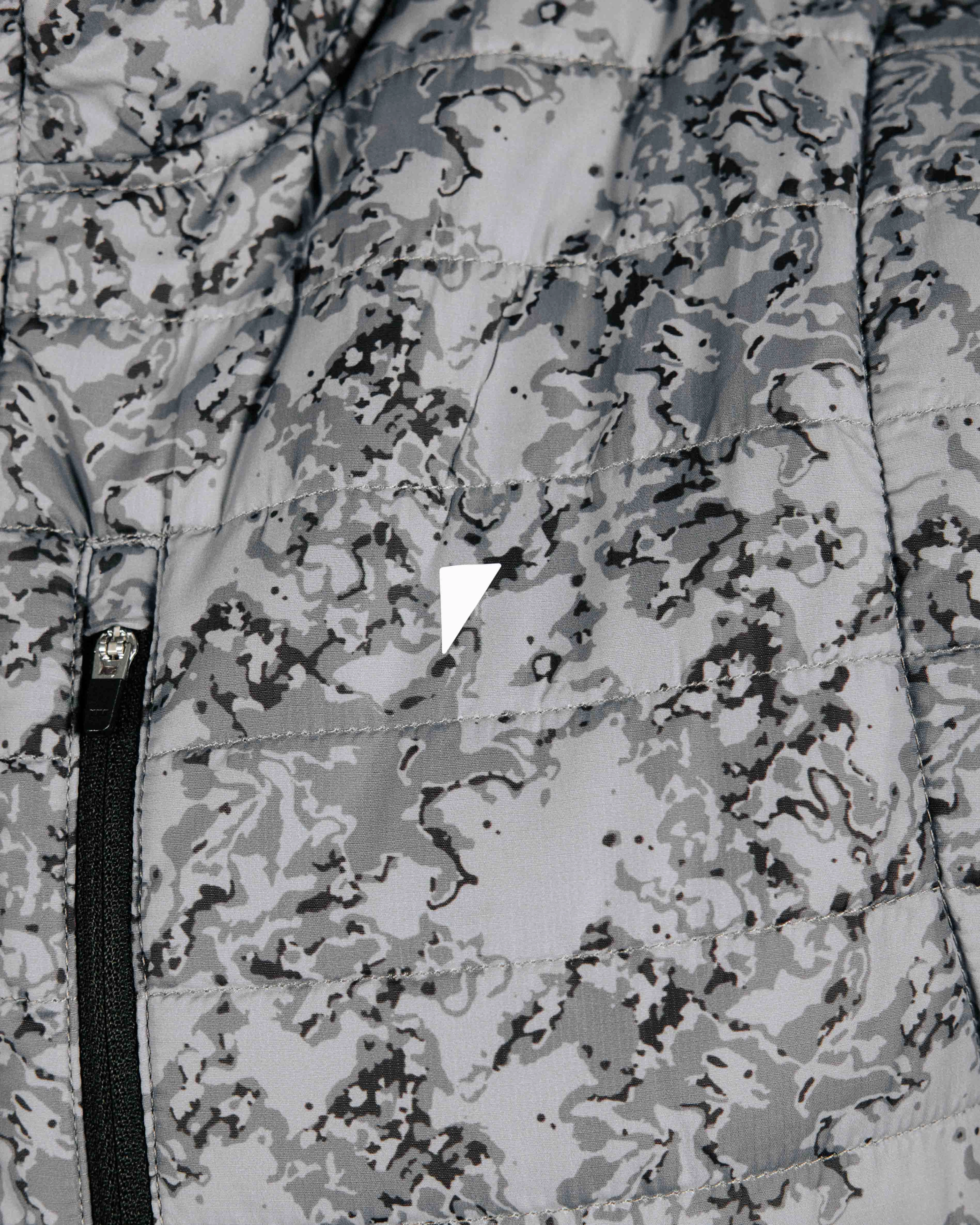 Marble Hybrid Jacket Thermal Retention Layer