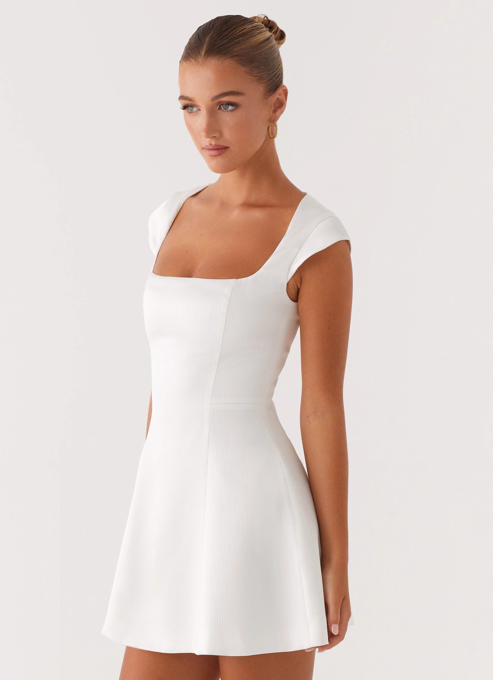 Maryjane Mini Dress - White Elegant Wearable