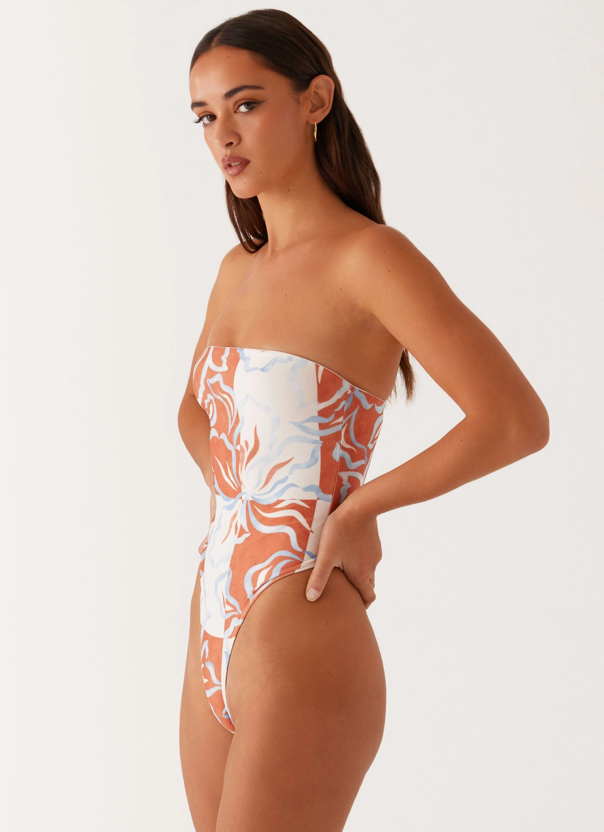 LightweightDesign Flame-retardant Maxine Strapless One Piece Swimsuit - Orange Blue Floral