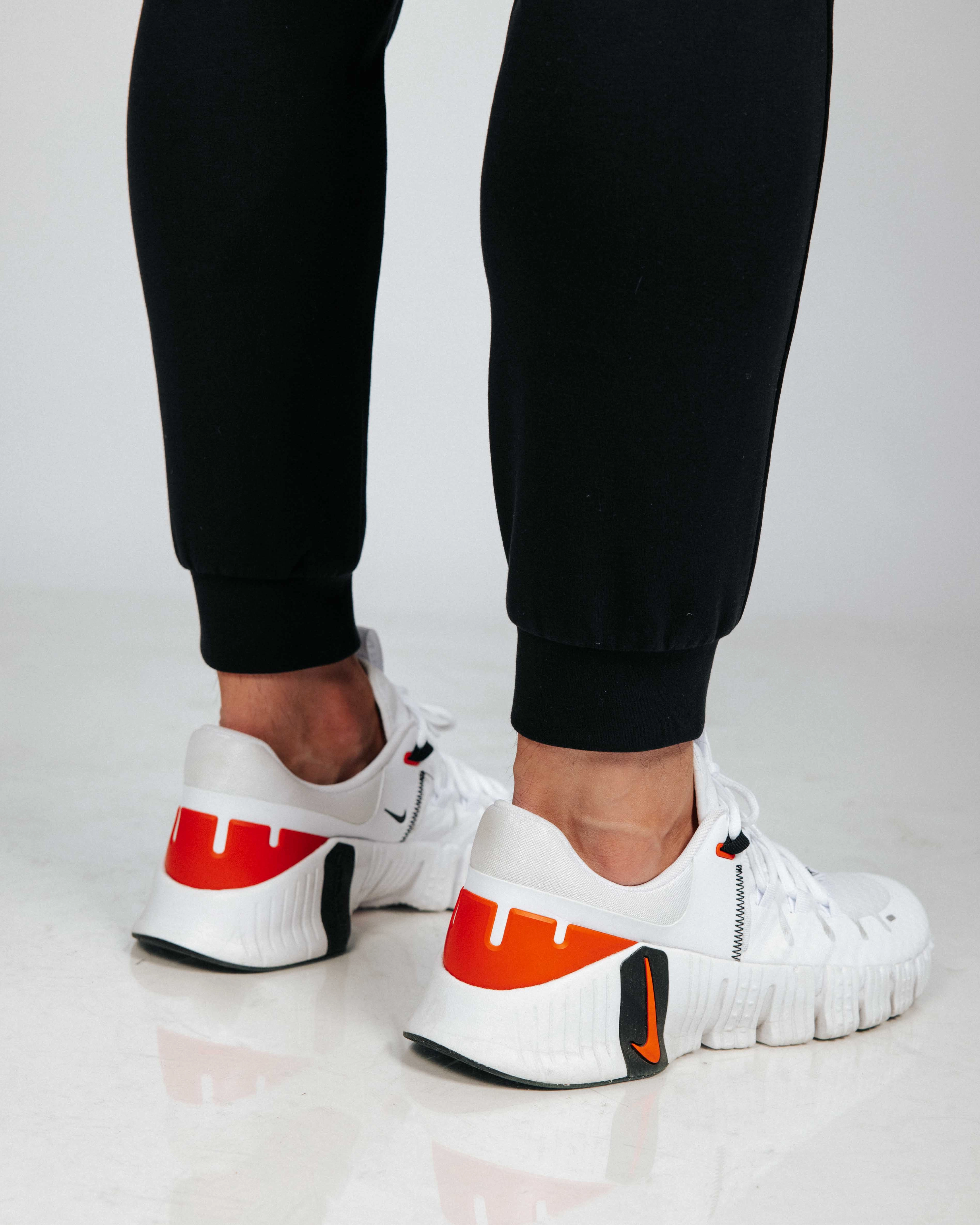 Sophisticated Look All Season Men's Black Recovery Joggers