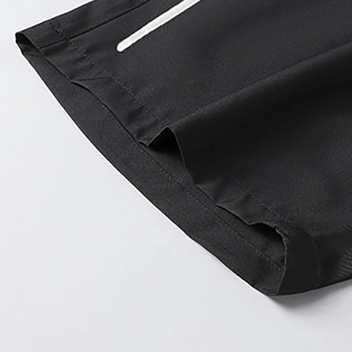 Men's Loose Athletic Shorts with Zipper Pockets Summer Quick Dry Running Workout Shorts Casual Gym Training Pants