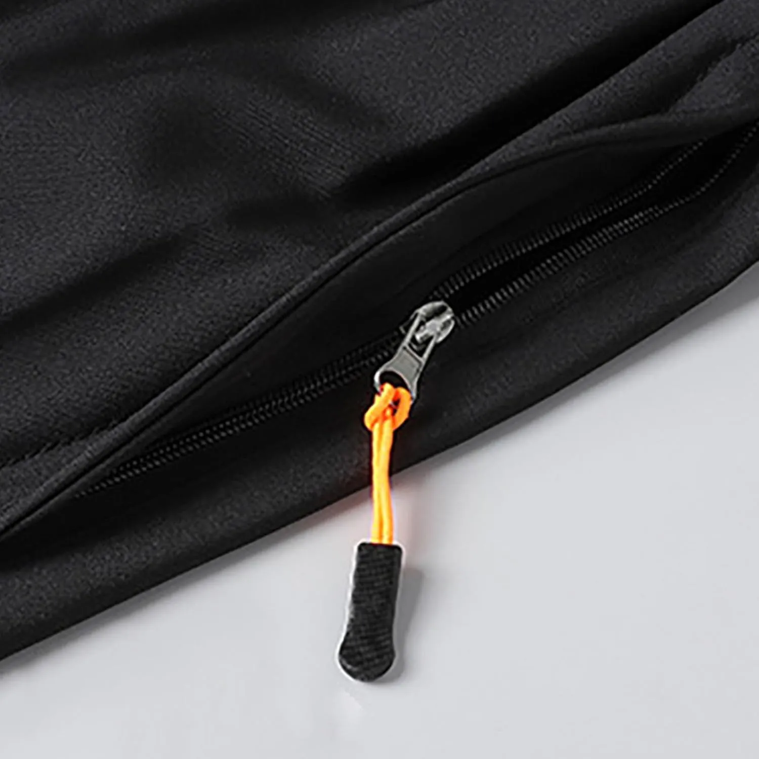 Men's Loose Athletic Shorts with Zipper Pockets Summer Quick Dry Running Workout Shorts Casual Gym Training Pants