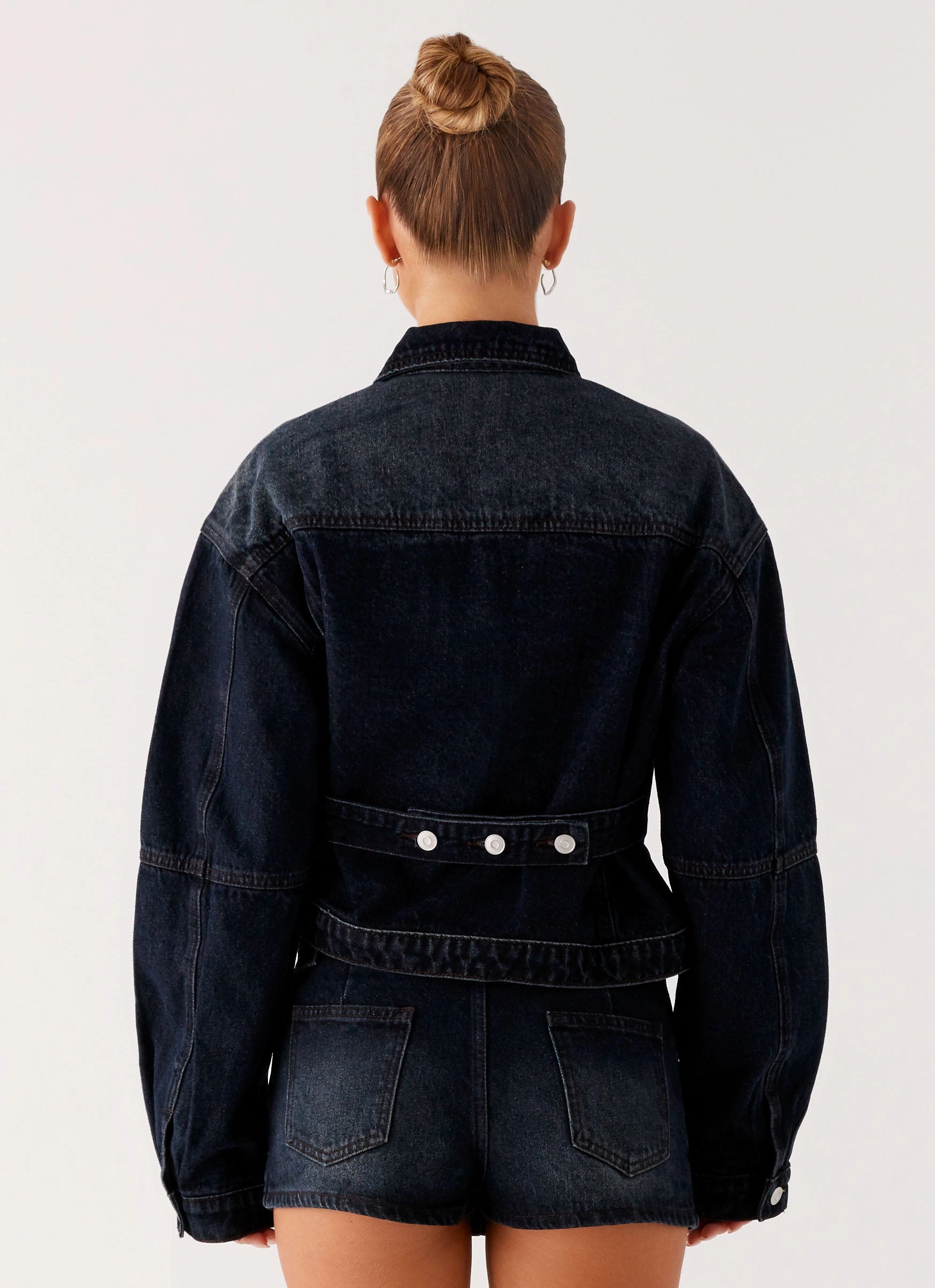 Tropics Denim Jacket - Washed Dark Blue Compact Packable Feature