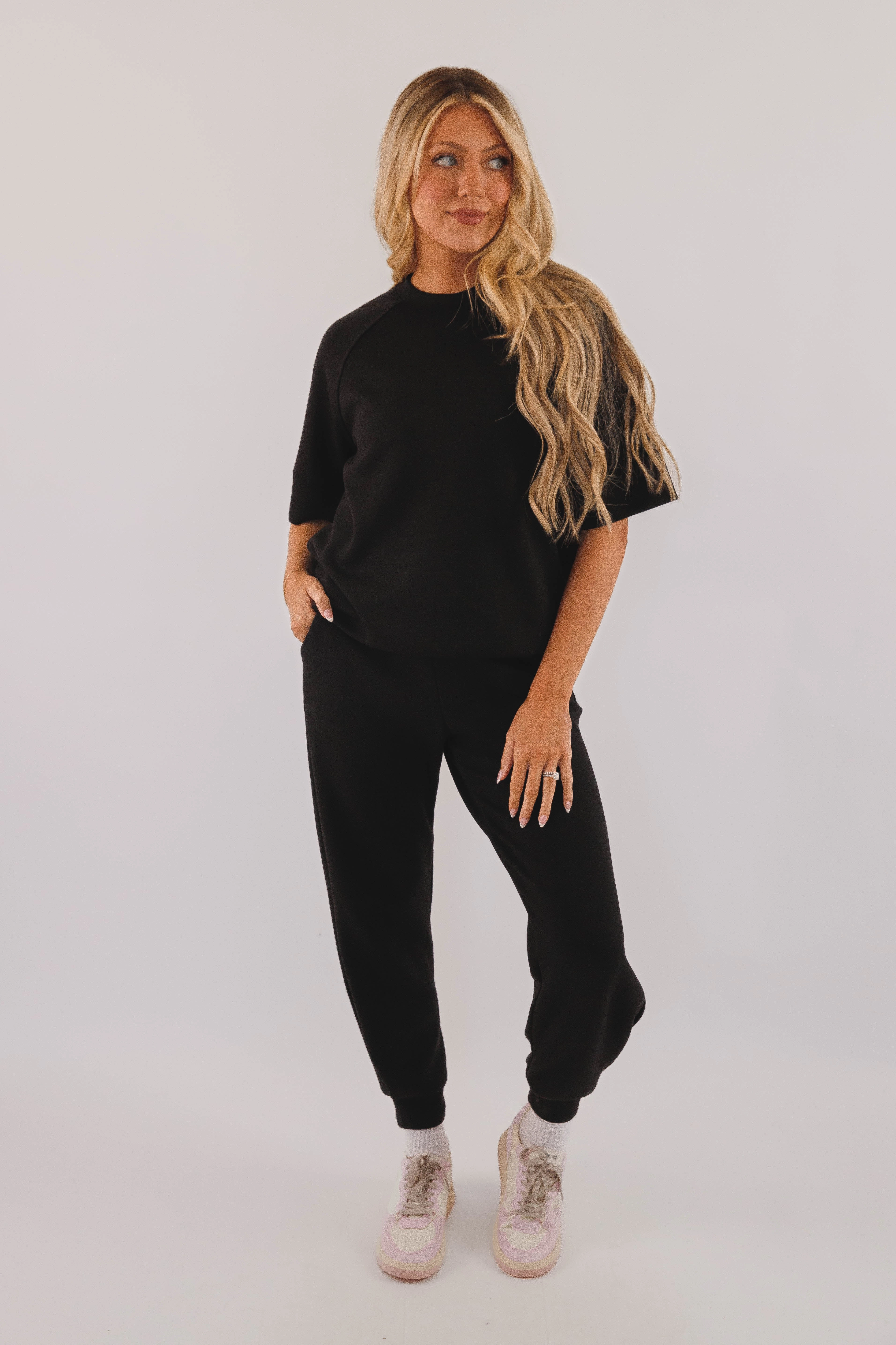 Comfy Look Getting There Joggers-Black