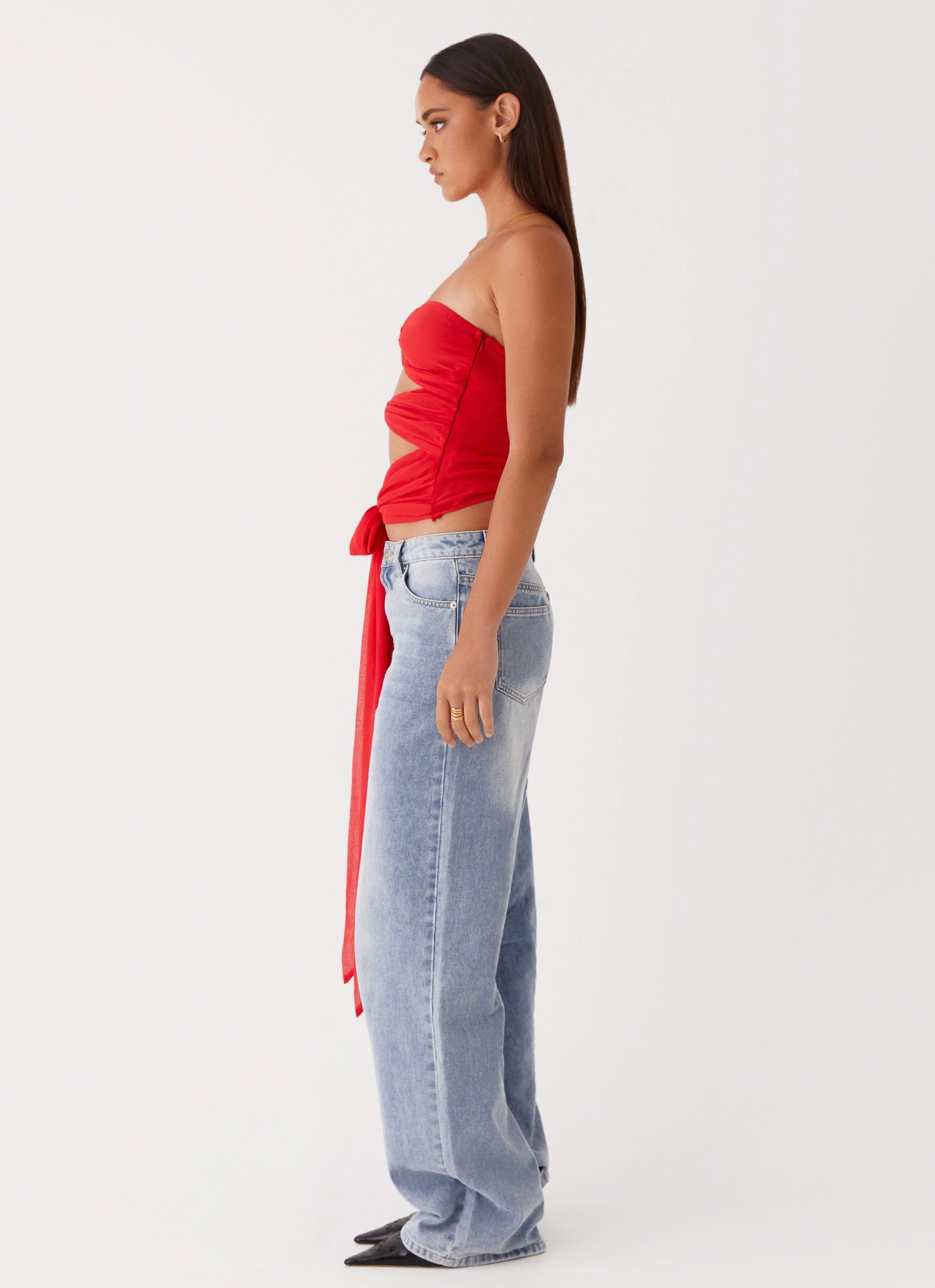 Simple Cut Sunlight Cascade Top - Red