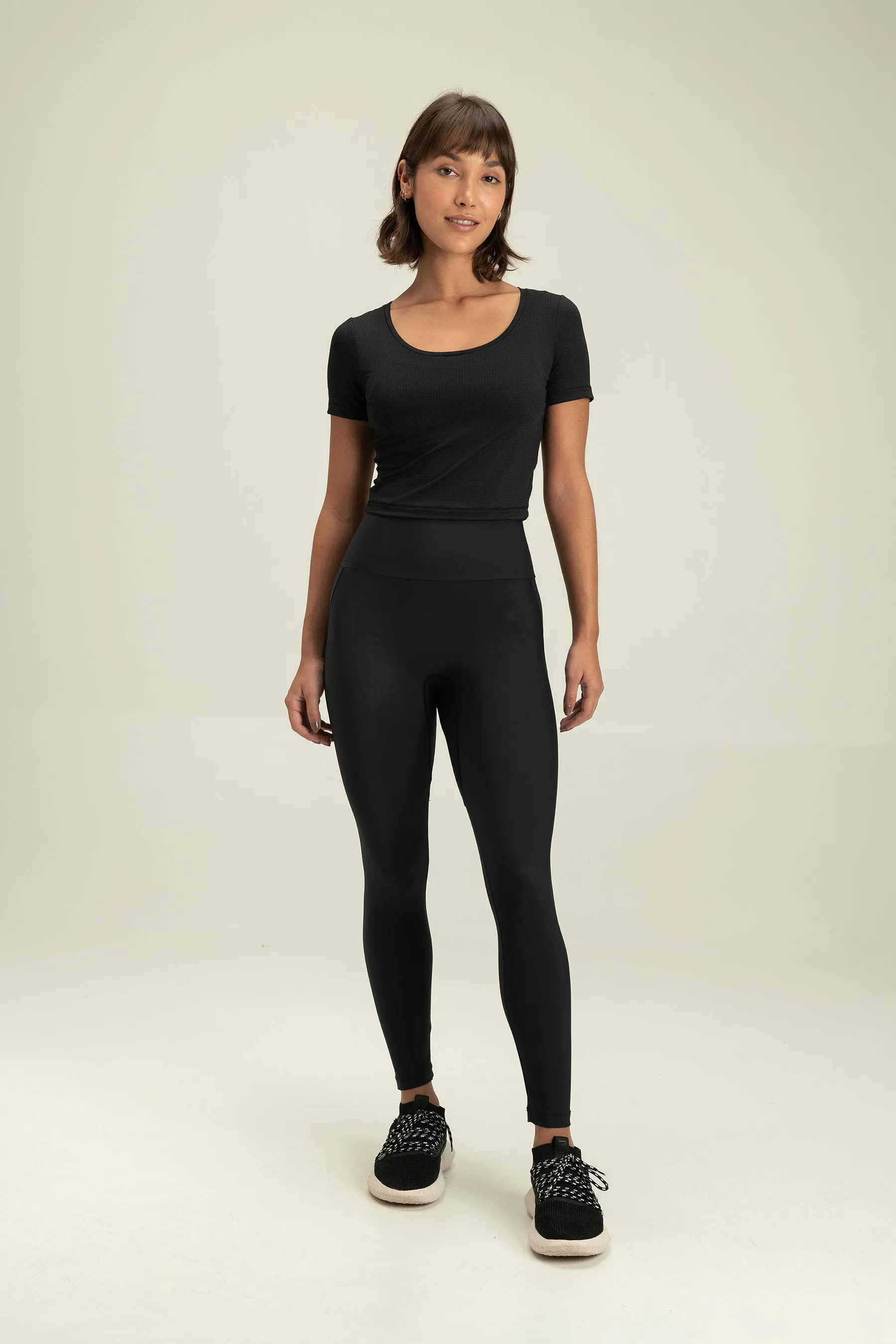 Move Crop Top