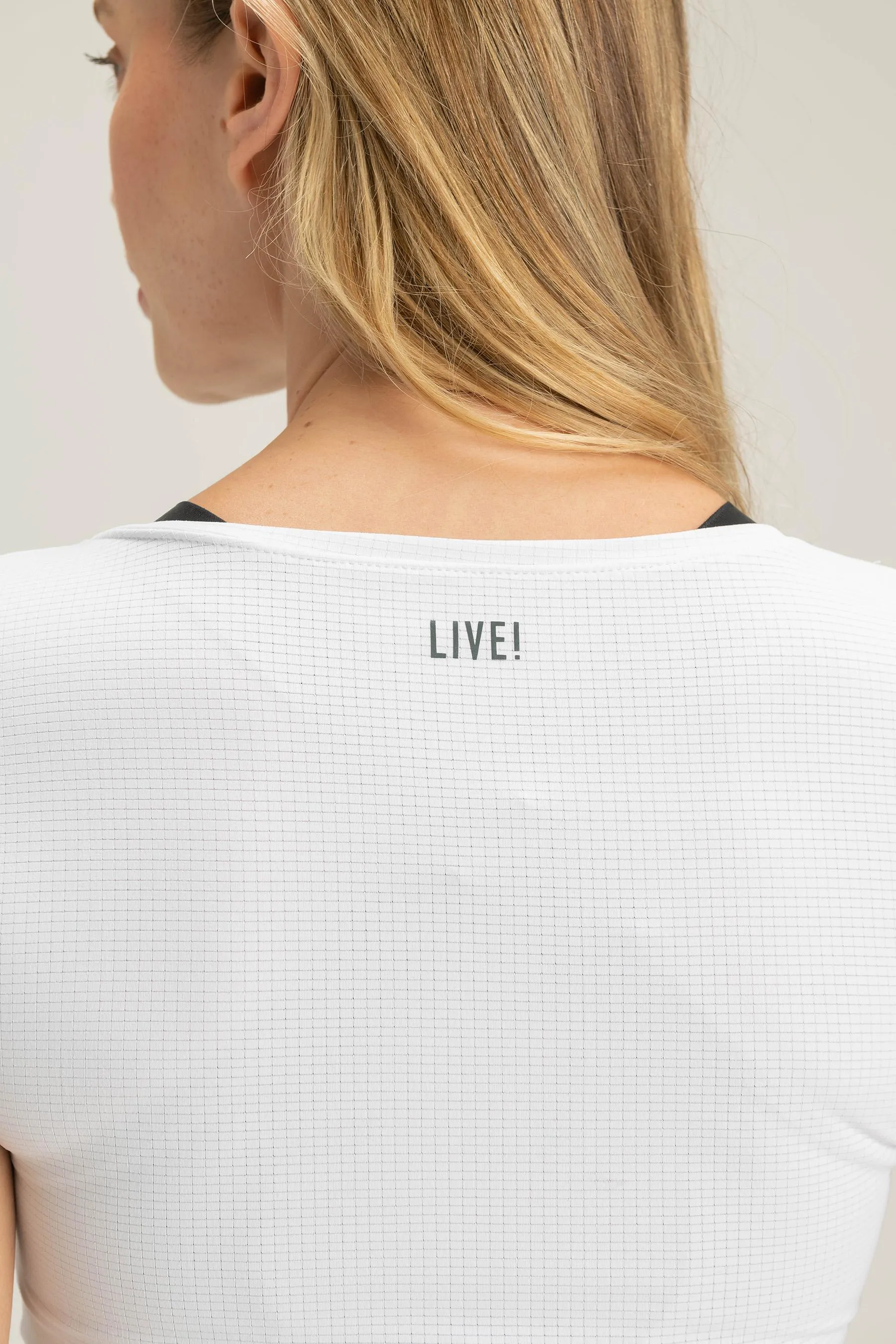 Move Crop Top