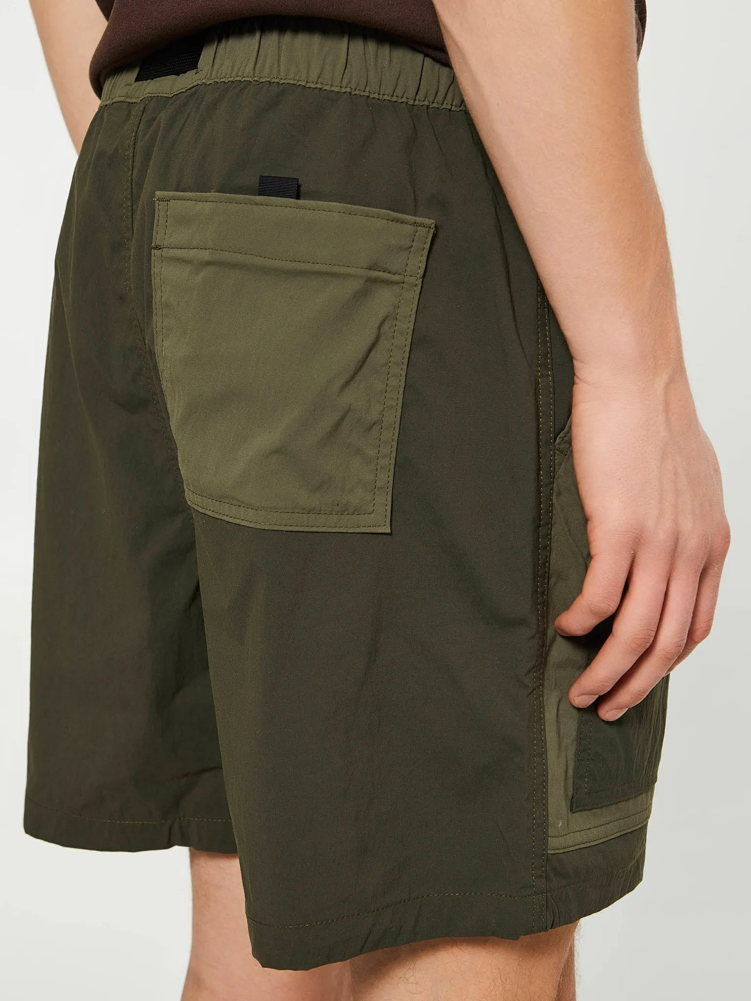M's Outdoor Everyday Shorts 6 inch in Pine Needle Green