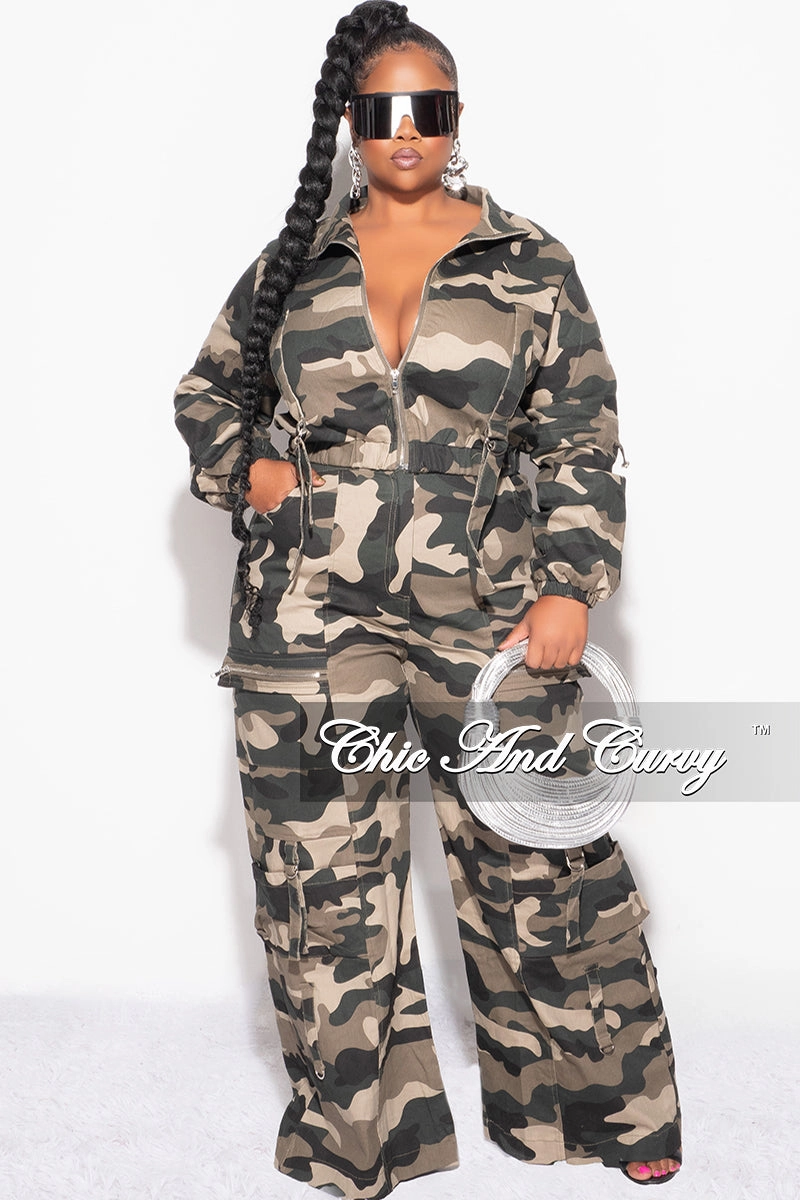 Final Sale Plus Size Zip Up Crop Cargo Jacket & Pants Set in Camouflage Print Flattering Look