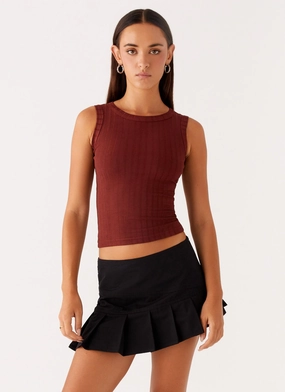 Breathable back panel Malene Ribbed Top - Brown