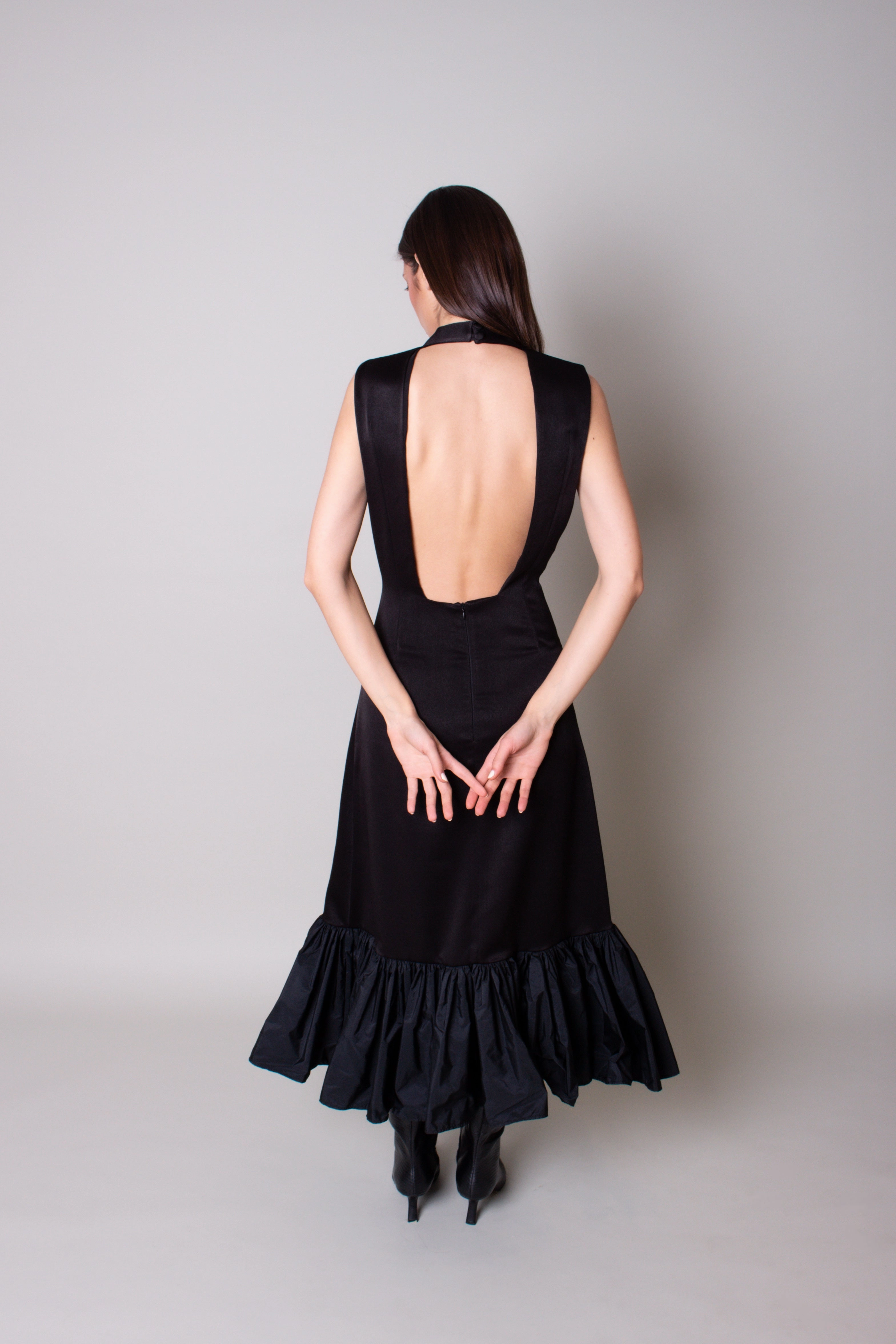 Flattering Cut Wear Amelie Dress