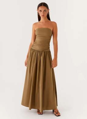 Chic and Flattering Carmel Maxi Dress - Khaki