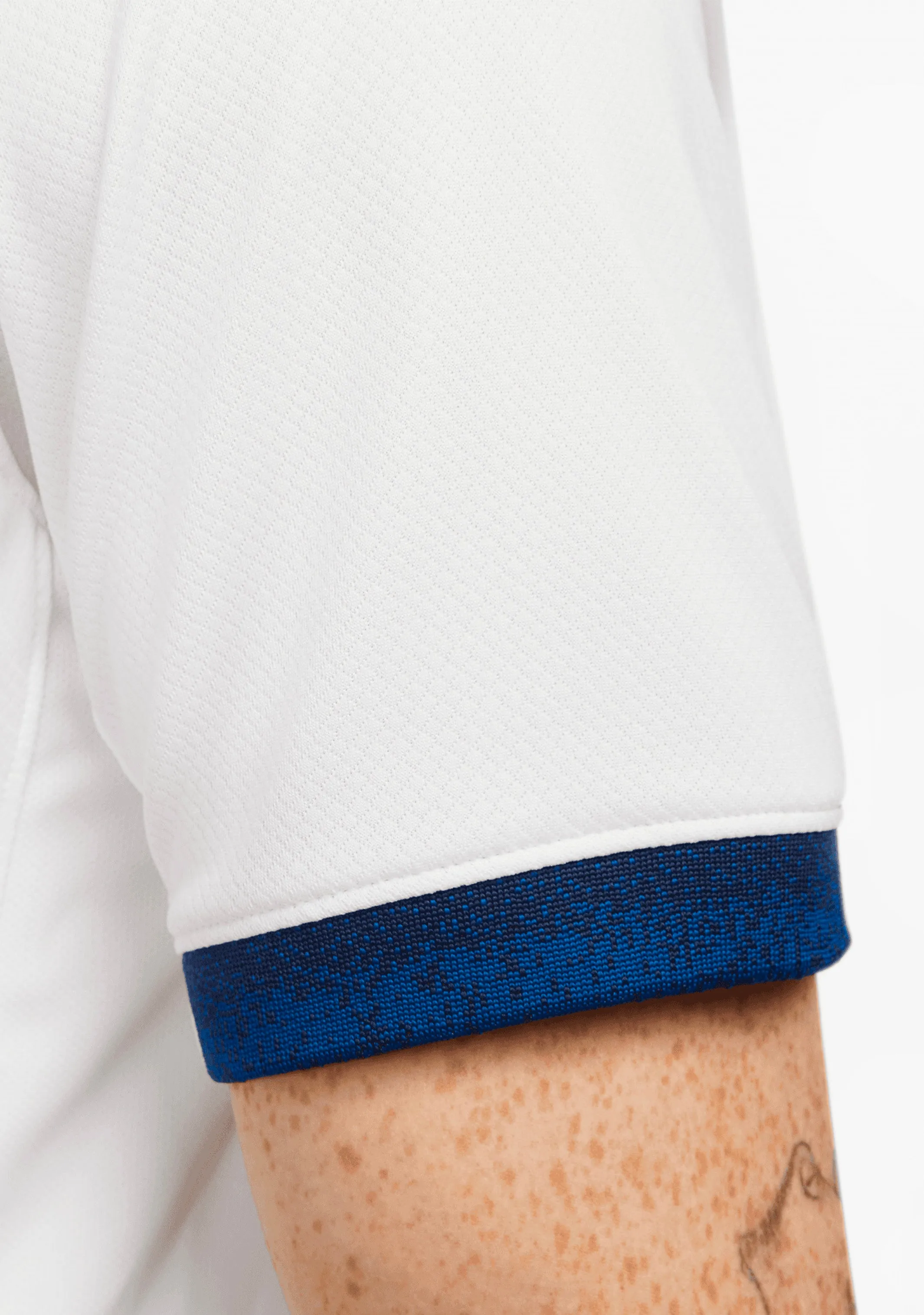 Nike Men's Dri-FIT England 2023 Stadium Home Jersey <br> DR3960-121