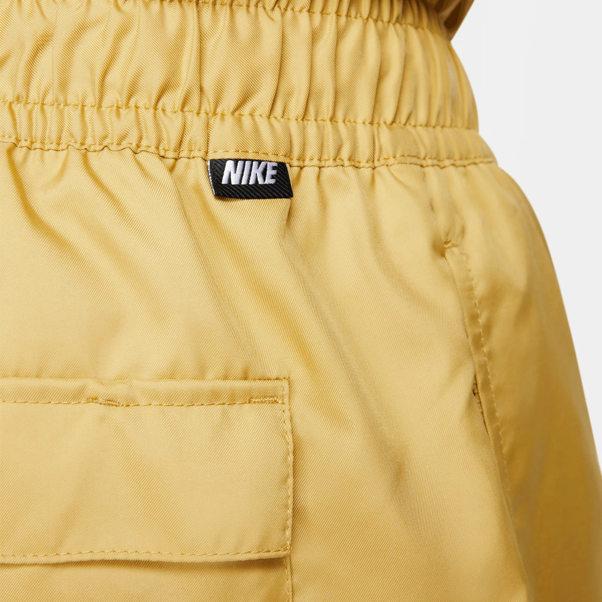 Nike NSW Club Flow Short - Gold